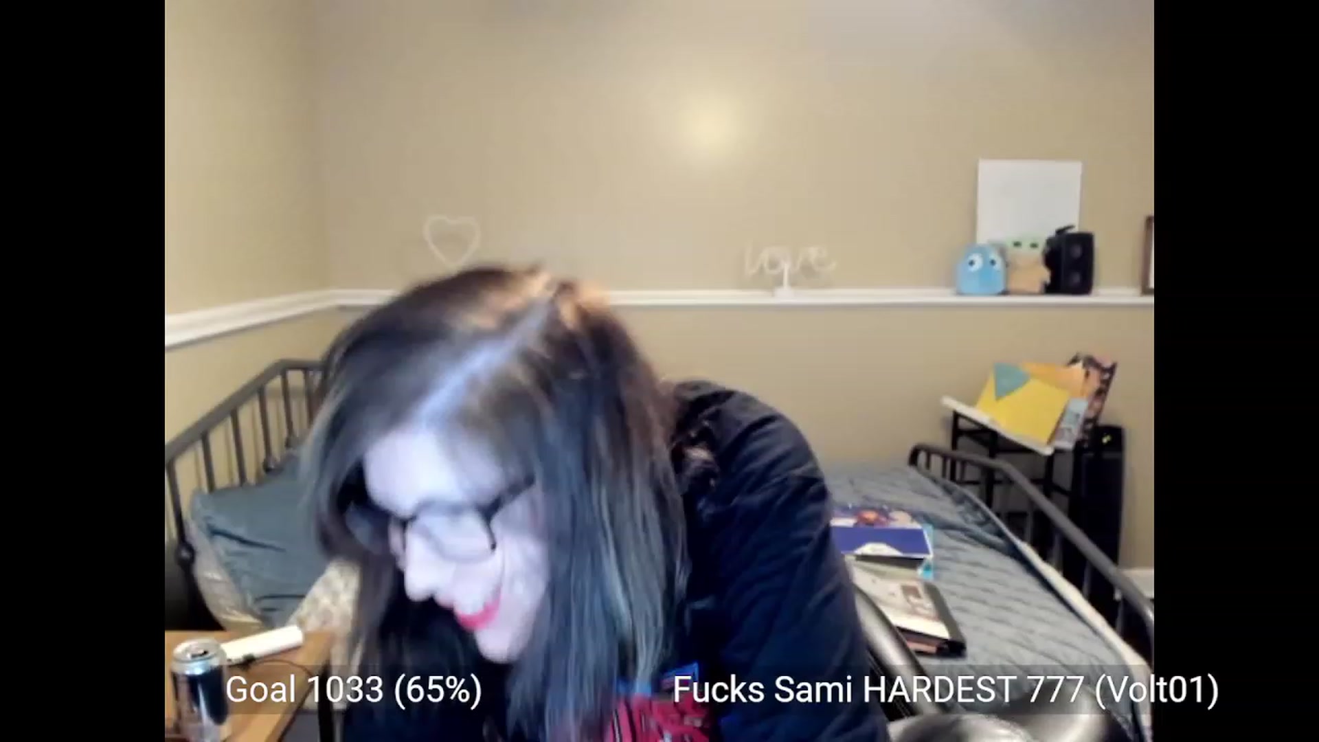 Gallery image thumbnail from Samtastic_'s myfreecams stream on, 05/19/2023, 24:18 image 12 of 20