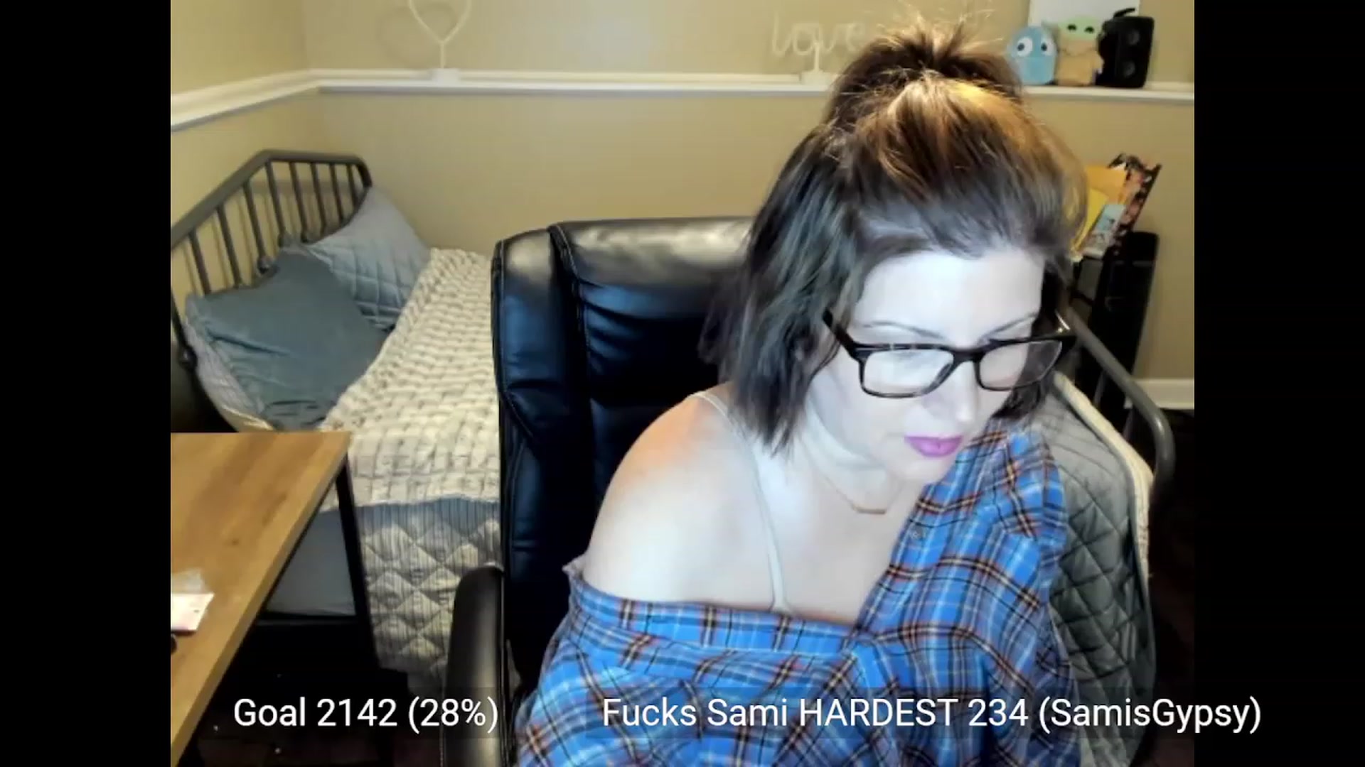 Gallery image thumbnail from Samtastic_'s myfreecams stream on, 05/23/2023, 24:54 image 14 of 20