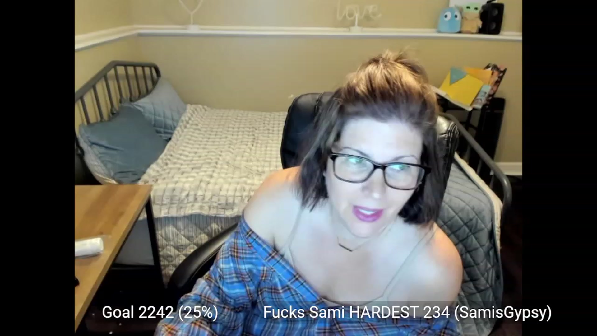 Gallery image thumbnail from Samtastic_'s myfreecams stream on, 05/23/2023, 24:54 image 1 of 20