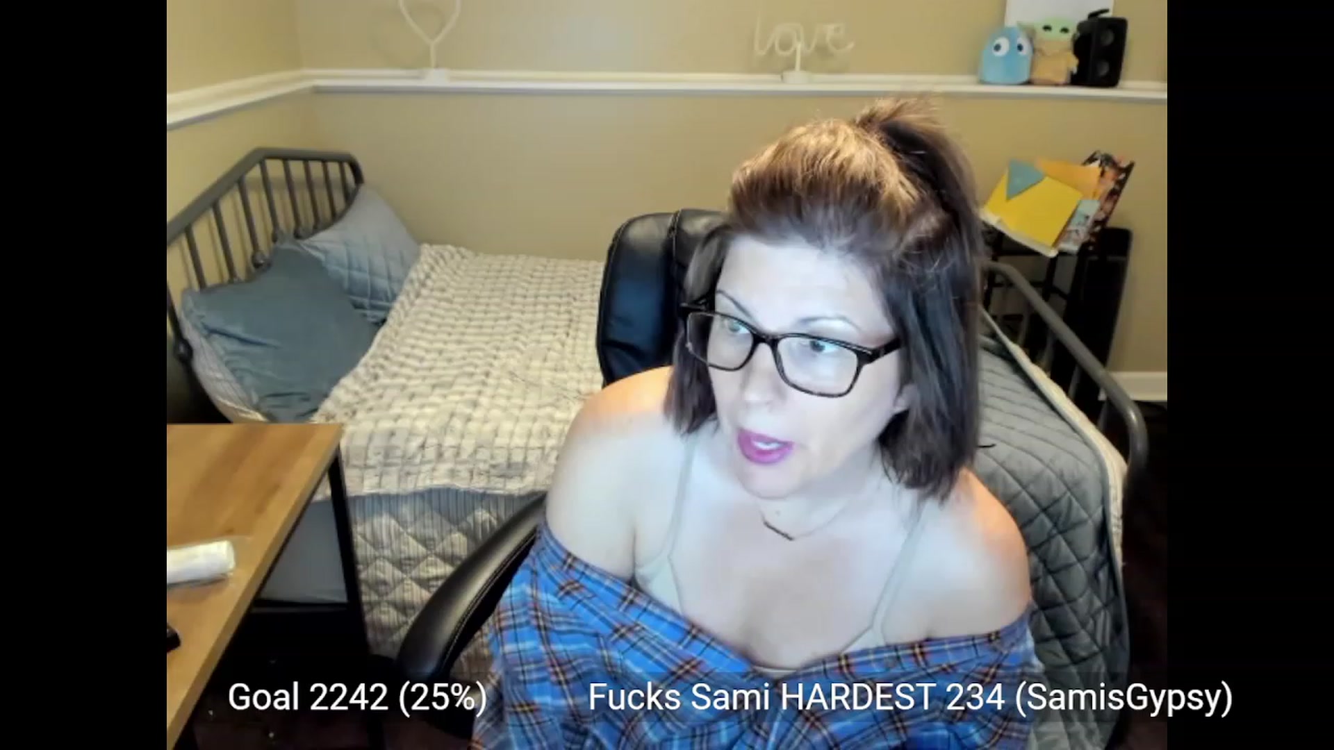 Gallery image thumbnail from Samtastic_'s myfreecams stream on, 05/23/2023, 24:54 image 6 of 20
