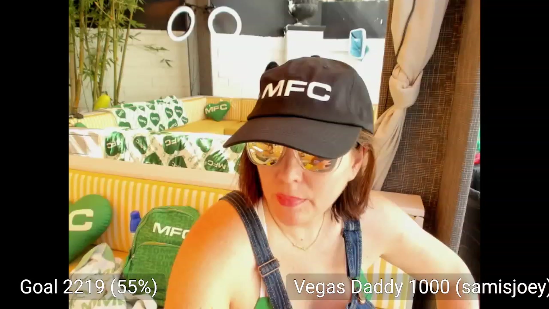 Gallery image thumbnail from Samtastic_'s myfreecams stream on, 05/24/2023, 23:42 image 12 of 20