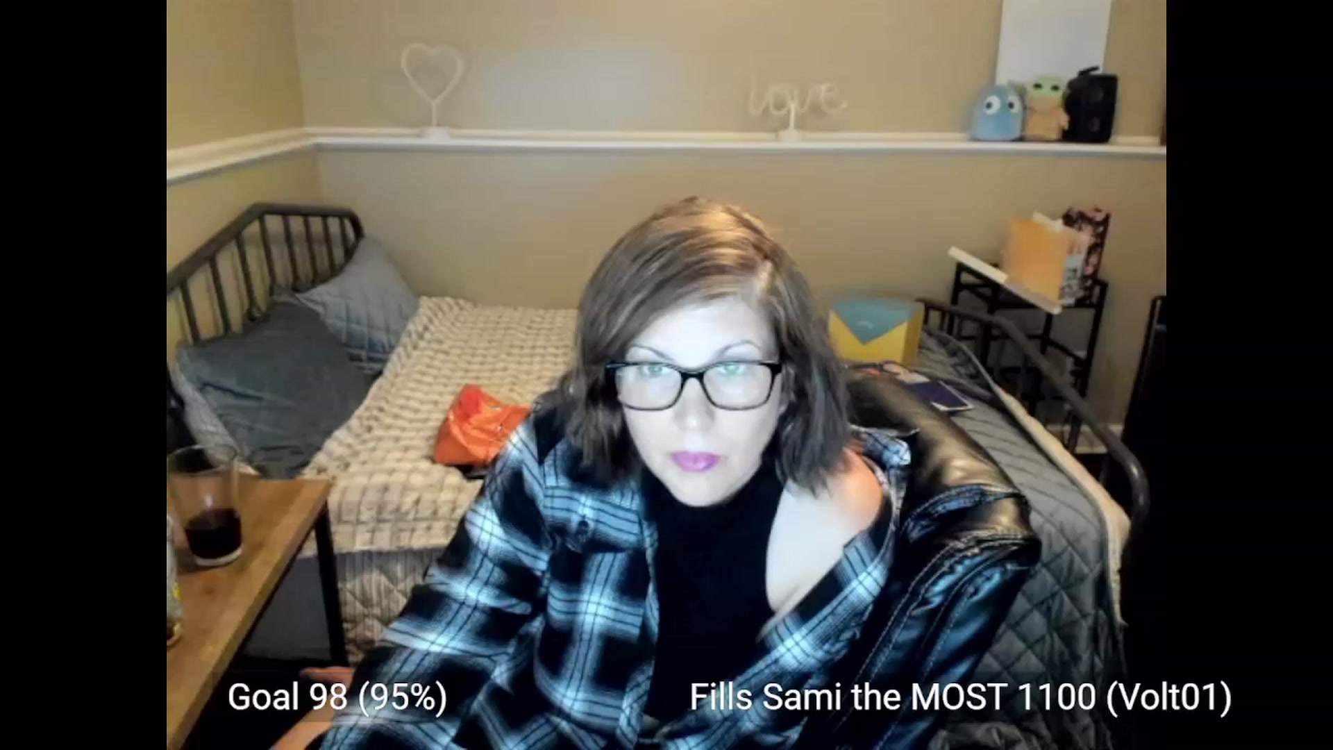 Gallery image thumbnail from Samtastic_'s myfreecams stream on, 06/14/2023, 02:26 image 6 of 20