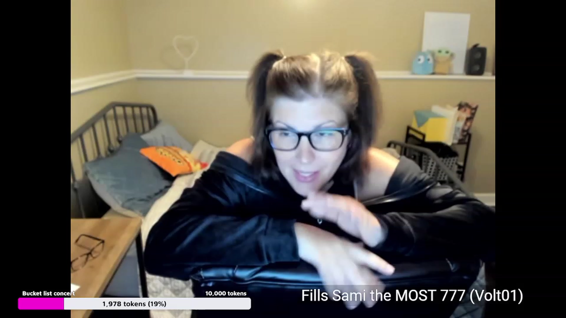 Gallery image thumbnail from Samtastic_'s myfreecams stream on, 07/06/2023, 01:55 image 6 of 20
