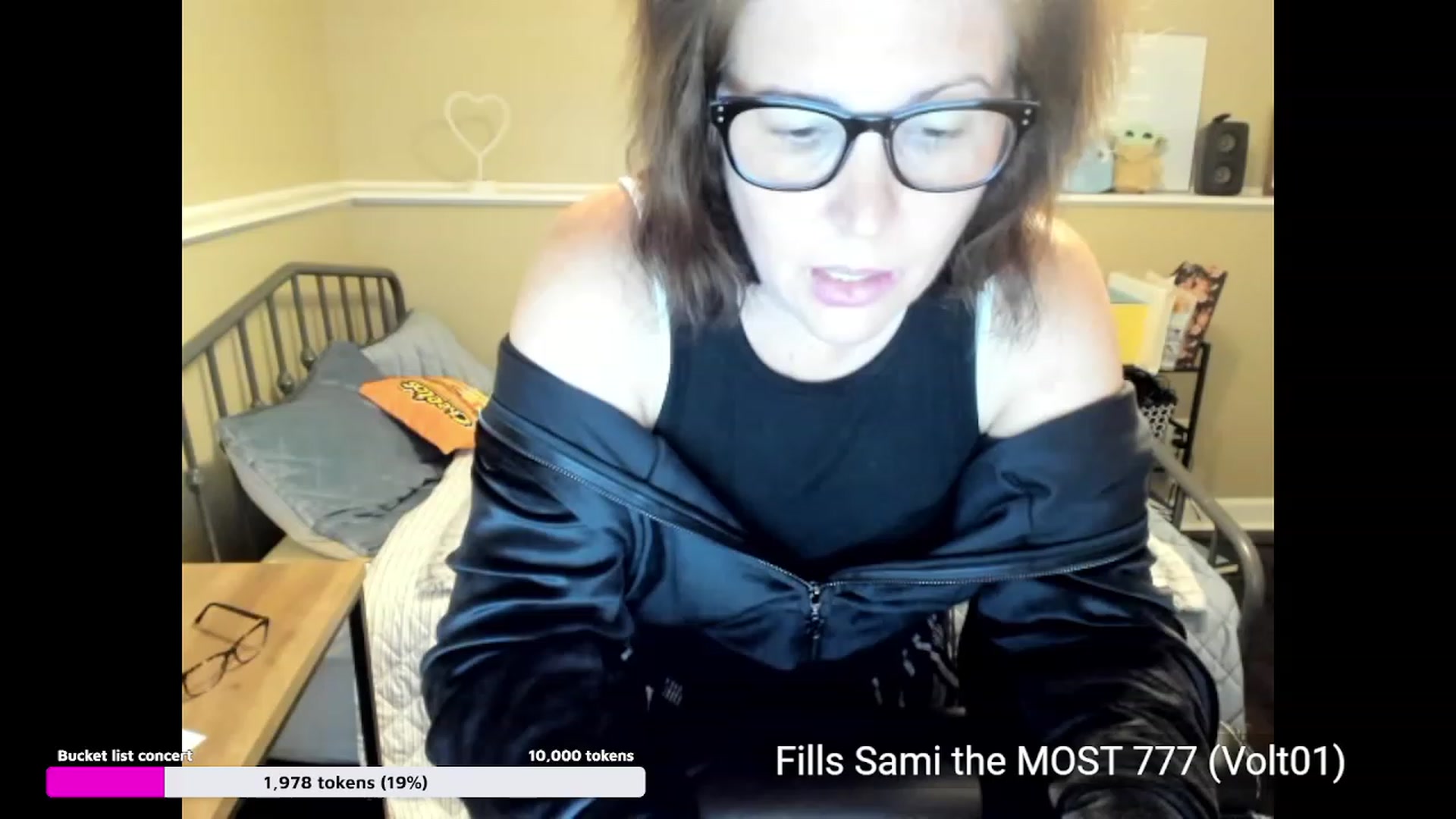 Gallery image thumbnail from Samtastic_'s myfreecams stream on, 07/06/2023, 01:55 image 9 of 20