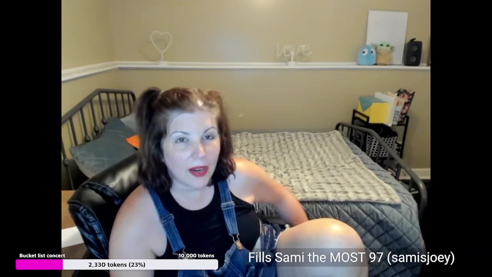 Gallery image thumbnail from Samtastic_'s myfreecams stream on, 07/07/2023, 24:34 image 18 of 20
