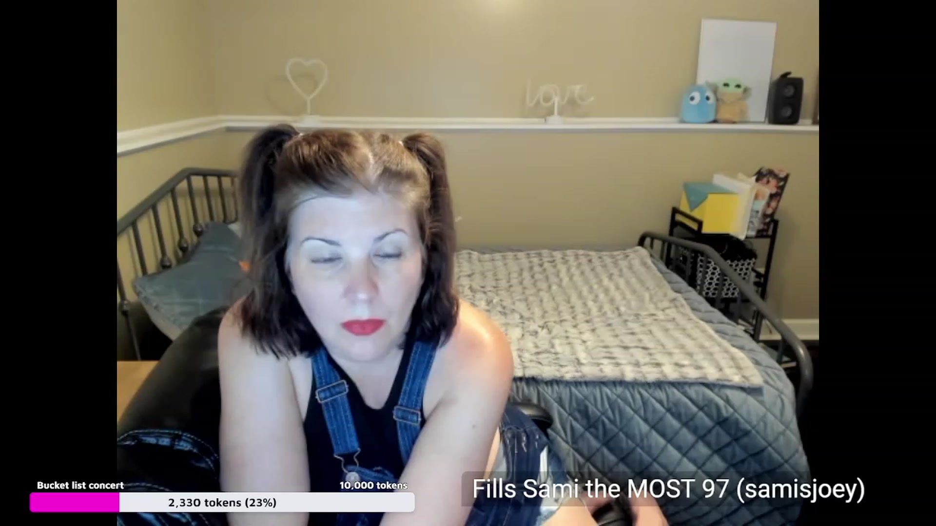 Gallery image thumbnail from Samtastic_'s myfreecams stream on, 07/07/2023, 24:34 image 10 of 20