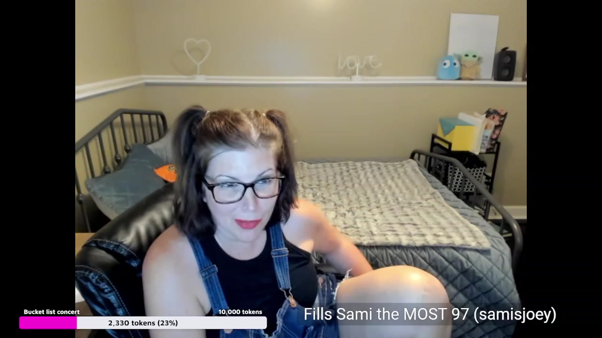 Gallery image thumbnail from Samtastic_'s myfreecams stream on, 07/07/2023, 24:34 image 14 of 20