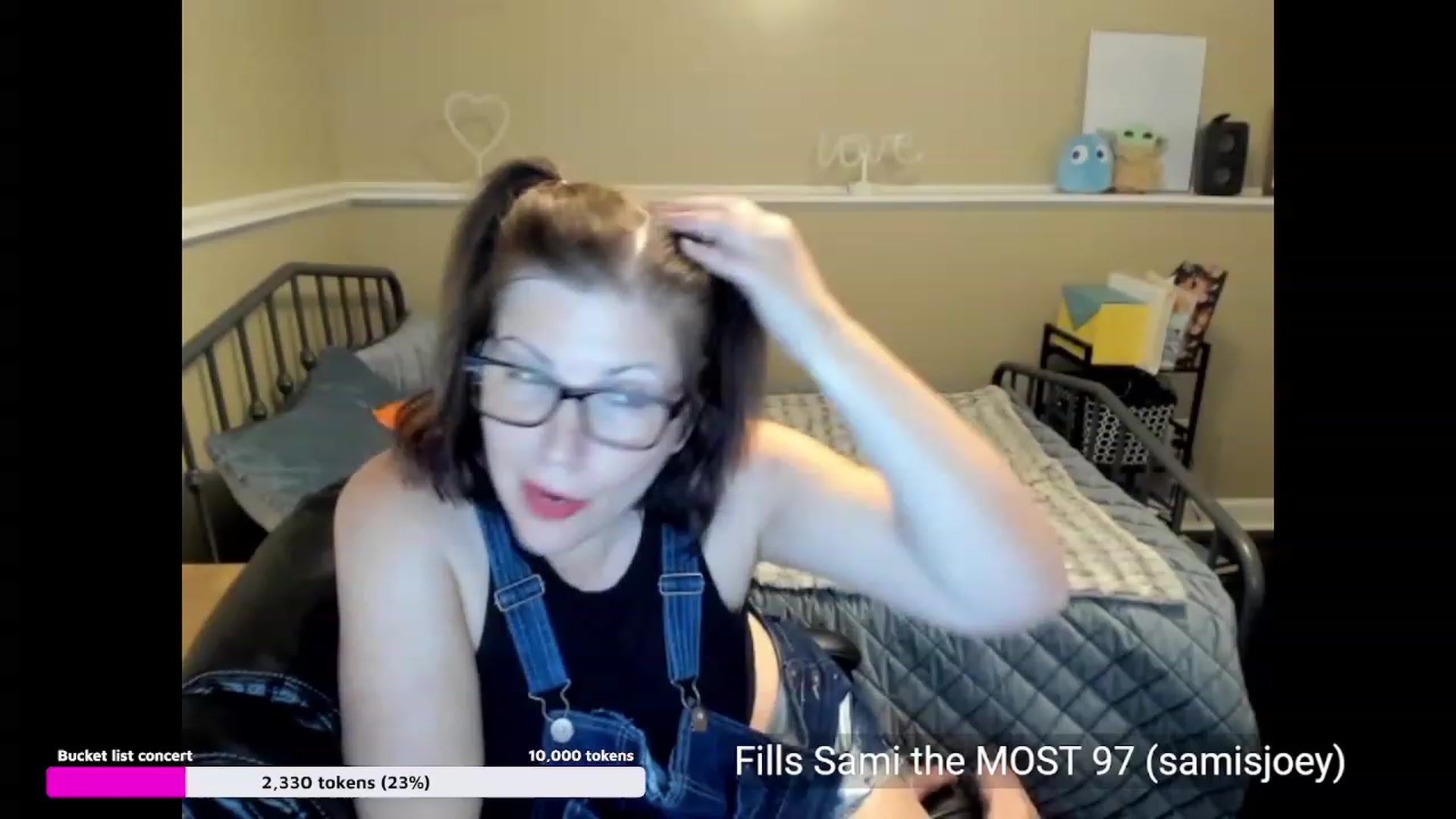 Gallery image thumbnail from Samtastic_'s myfreecams stream on, 07/07/2023, 24:34 image 5 of 20