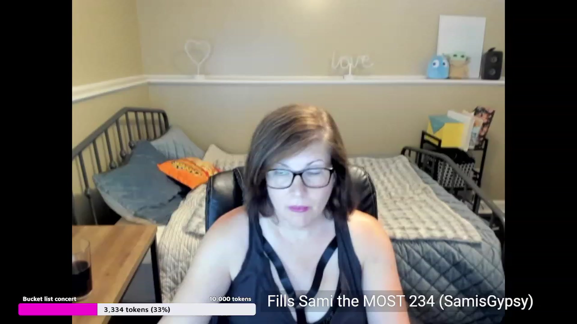Gallery image thumbnail from Samtastic_'s myfreecams stream on, 07/12/2023, 24:00 image 17 of 20