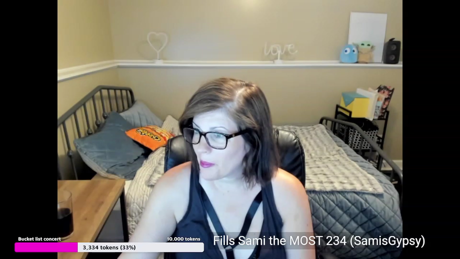 Gallery image thumbnail from Samtastic_'s myfreecams stream on, 07/12/2023, 24:00 image 10 of 20