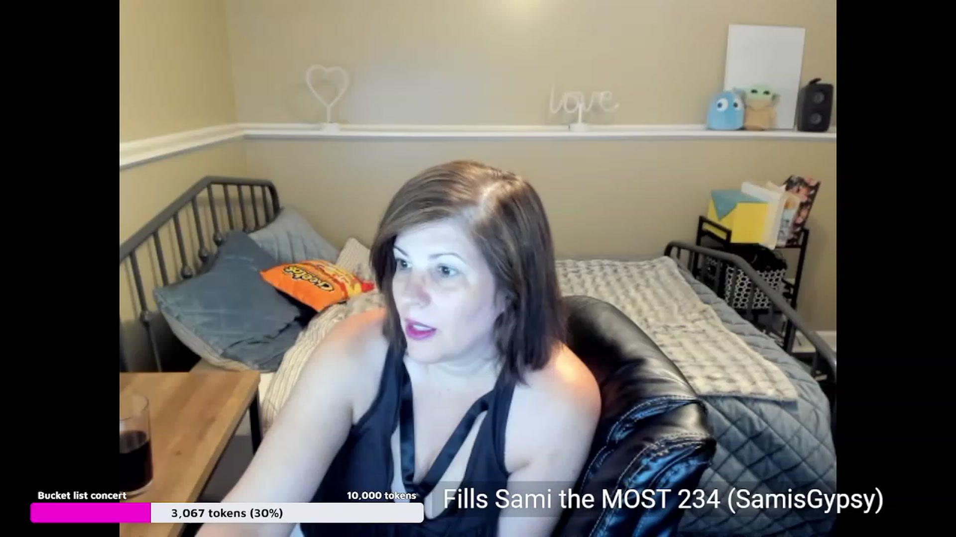 Gallery image thumbnail from Samtastic_'s myfreecams stream on, 07/12/2023, 24:00 image 2 of 20