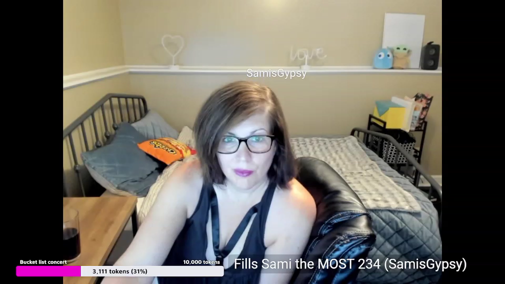 Gallery image thumbnail from Samtastic_'s myfreecams stream on, 07/12/2023, 24:00 image 5 of 20