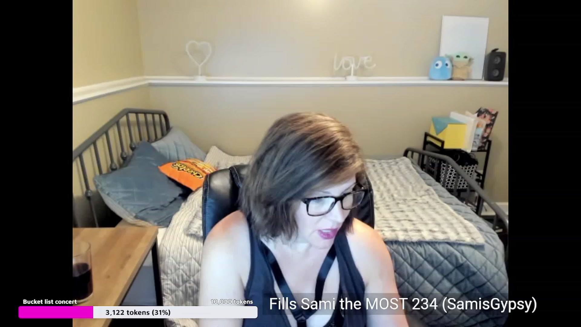 Gallery image thumbnail from Samtastic_'s myfreecams stream on, 07/12/2023, 24:00 image 7 of 20