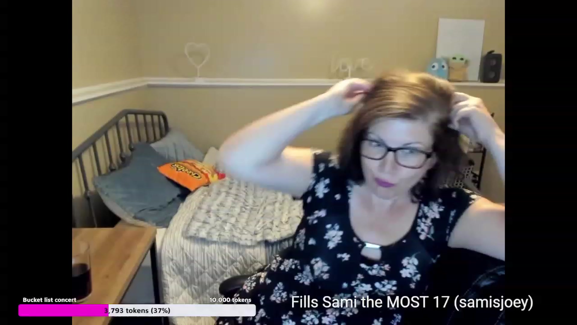 Gallery image thumbnail from Samtastic_'s myfreecams stream on, 07/12/2023, 22:22 image 1 of 20