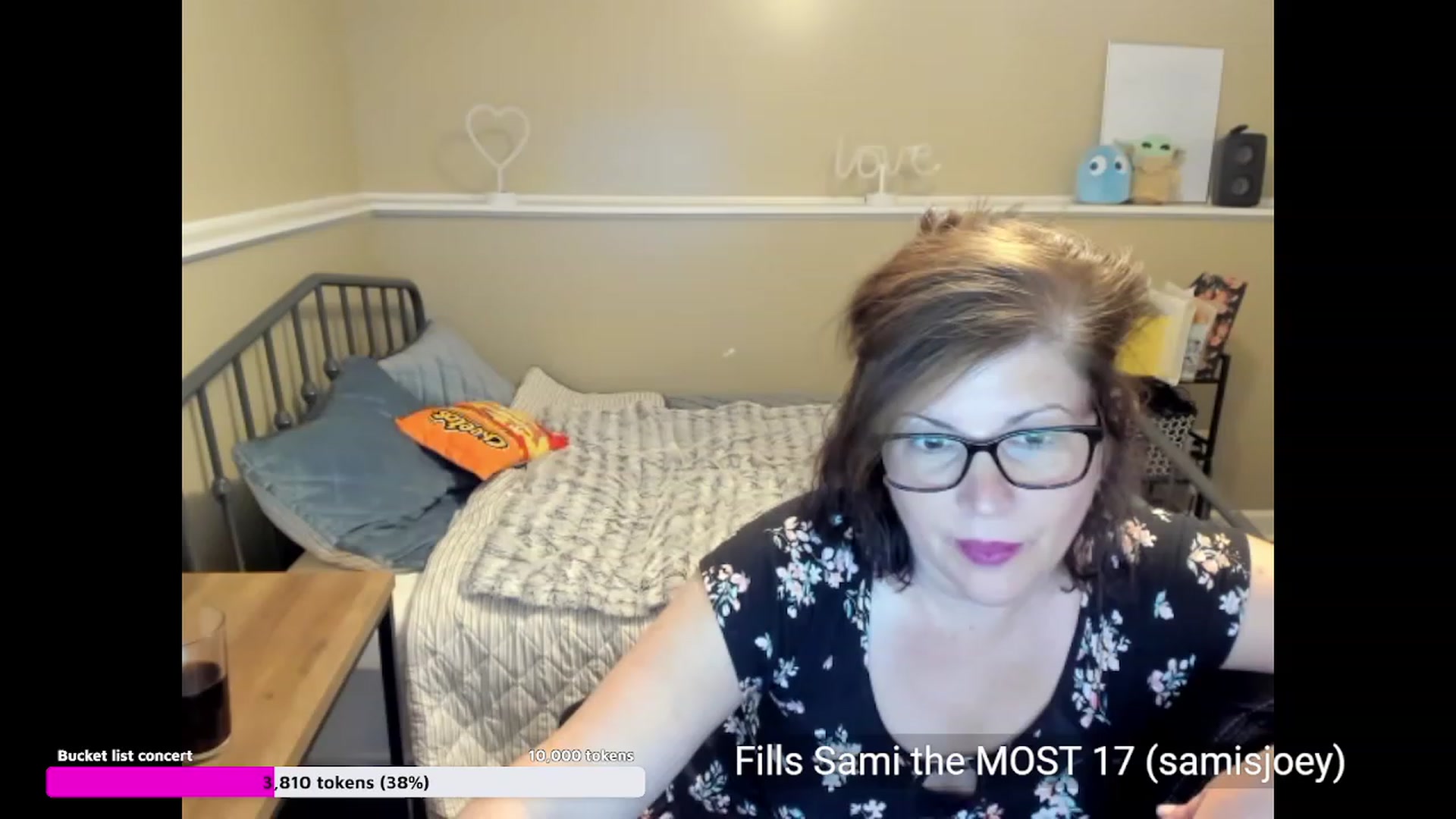 Gallery image thumbnail from Samtastic_'s myfreecams stream on, 07/12/2023, 22:22 image 2 of 20