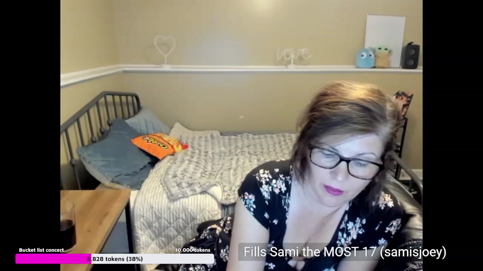 Gallery image thumbnail from Samtastic_'s myfreecams stream on, 07/12/2023, 22:22 image 13 of 20