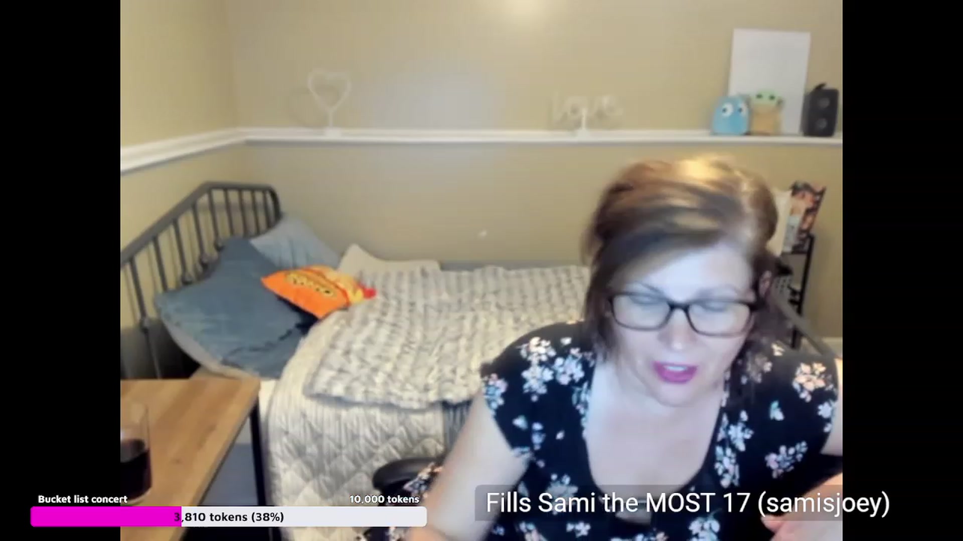 Gallery image thumbnail from Samtastic_'s myfreecams stream on, 07/12/2023, 22:22 image 5 of 20