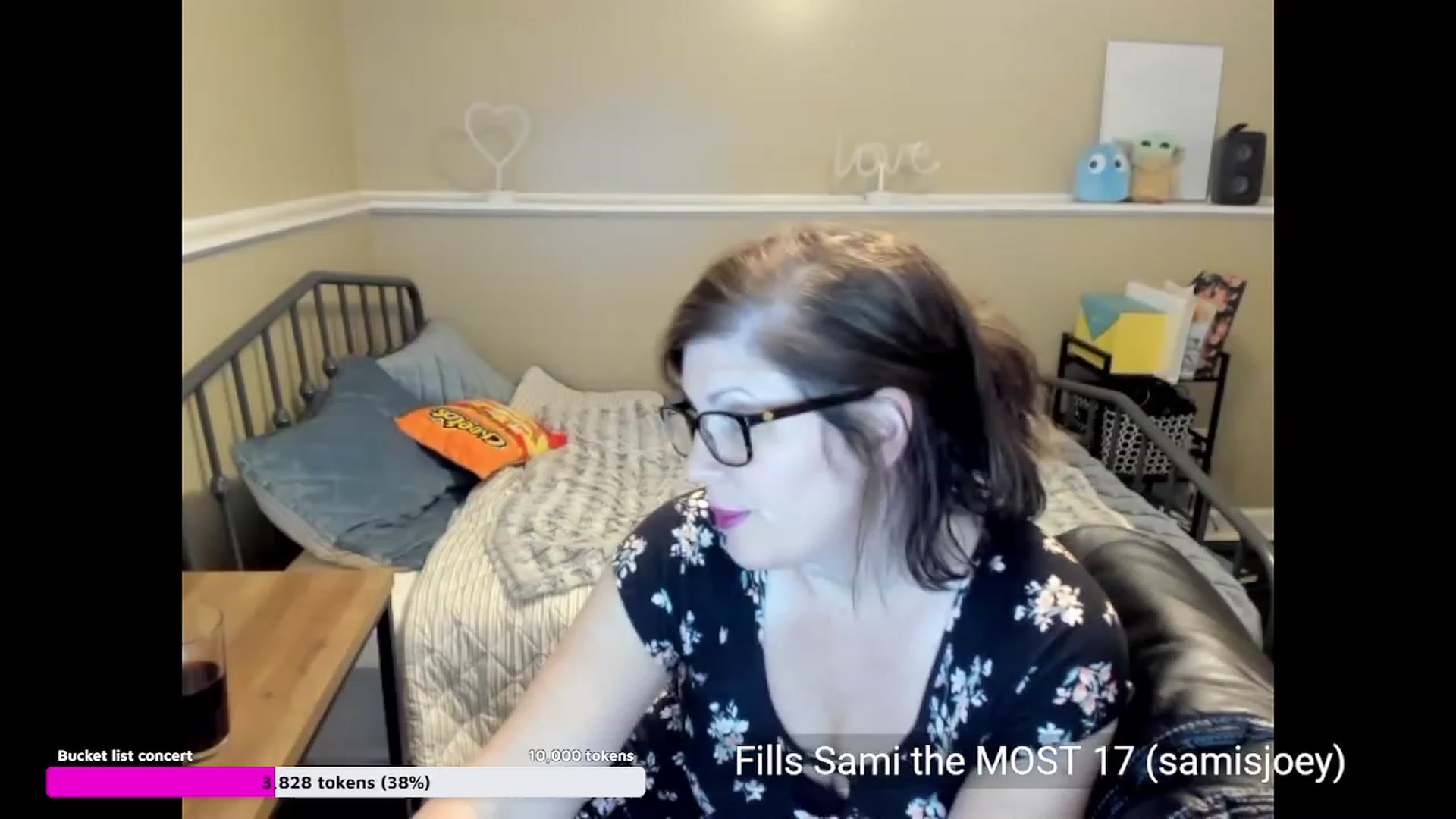 Gallery image thumbnail from Samtastic_'s myfreecams stream on, 07/12/2023, 22:22 image 14 of 20