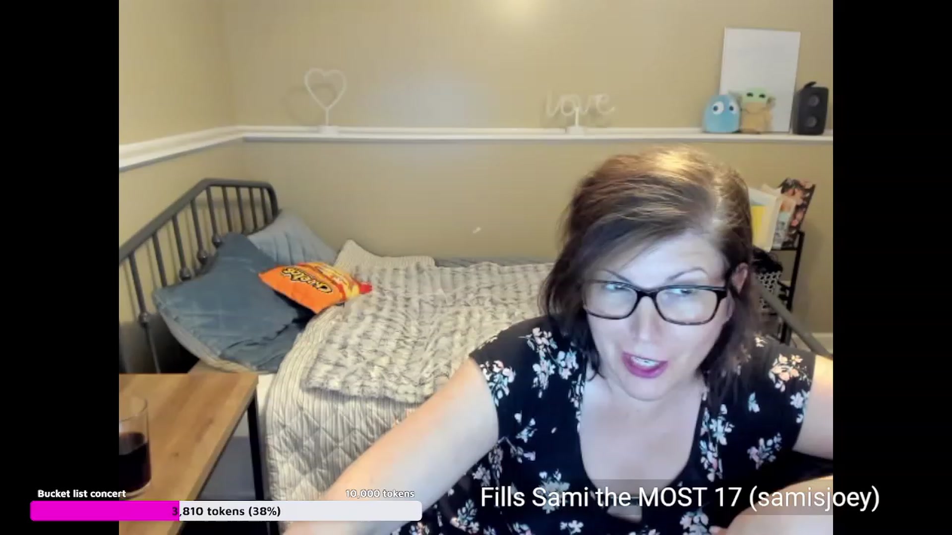 Gallery image thumbnail from Samtastic_'s myfreecams stream on, 07/12/2023, 22:22 image 3 of 20