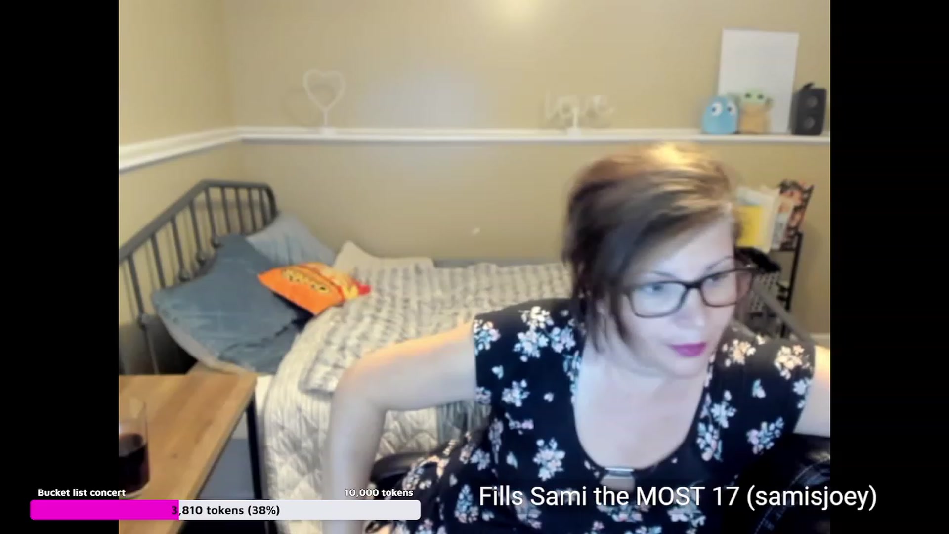 Gallery image thumbnail from Samtastic_'s myfreecams stream on, 07/12/2023, 22:22 image 4 of 20
