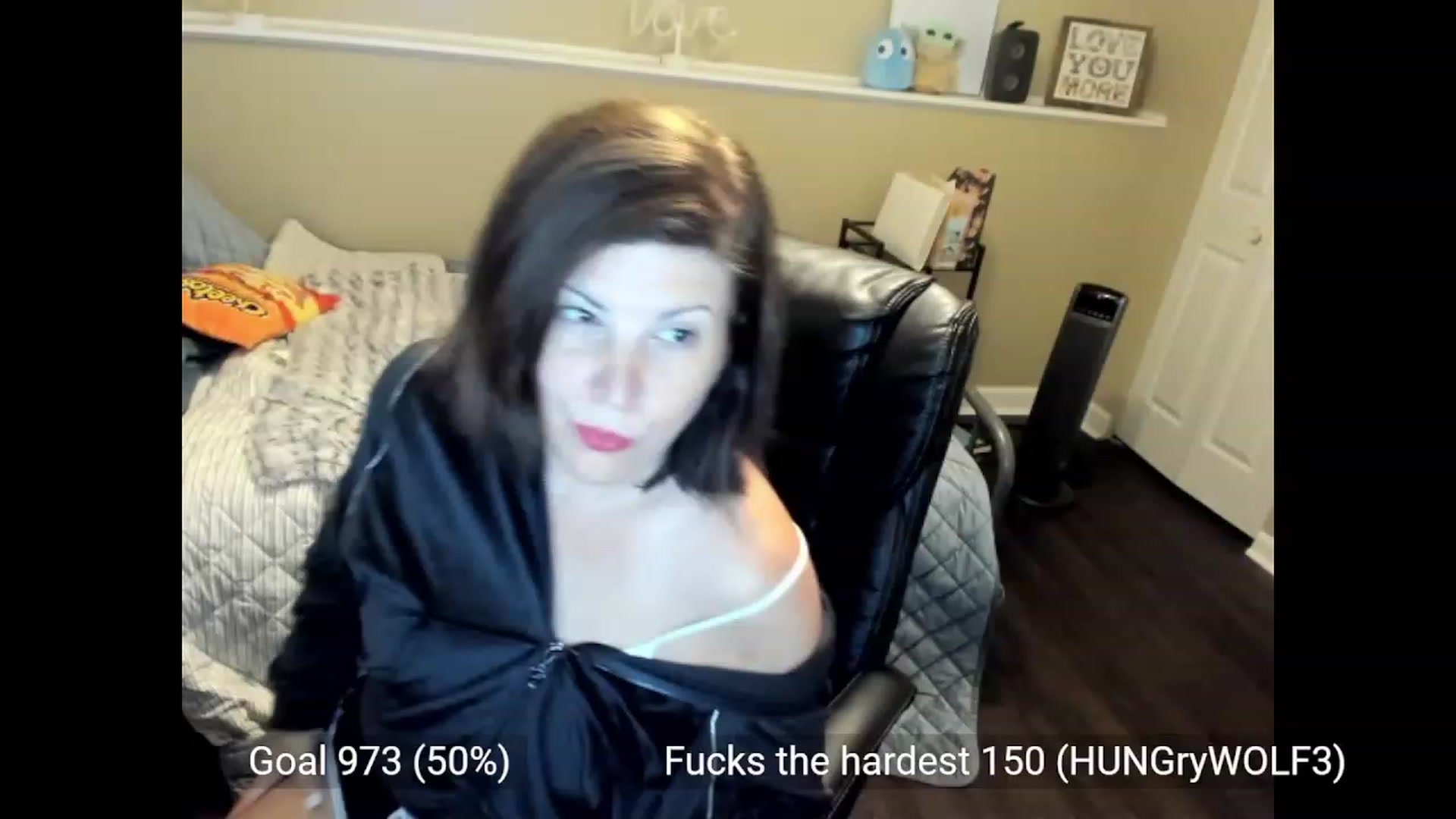 Gallery image thumbnail from Samtastic_'s myfreecams stream on, 07/31/2023, 23:04 image 12 of 20