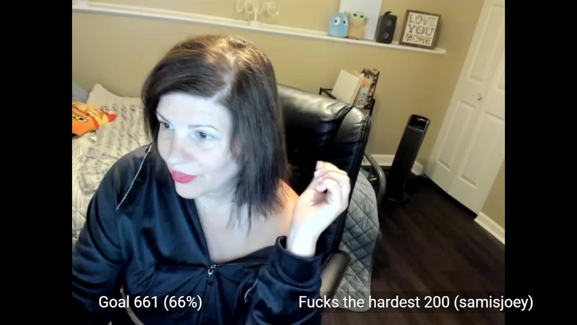 Gallery image thumbnail from Samtastic_'s myfreecams stream on, 07/31/2023, 23:04 image 16 of 20