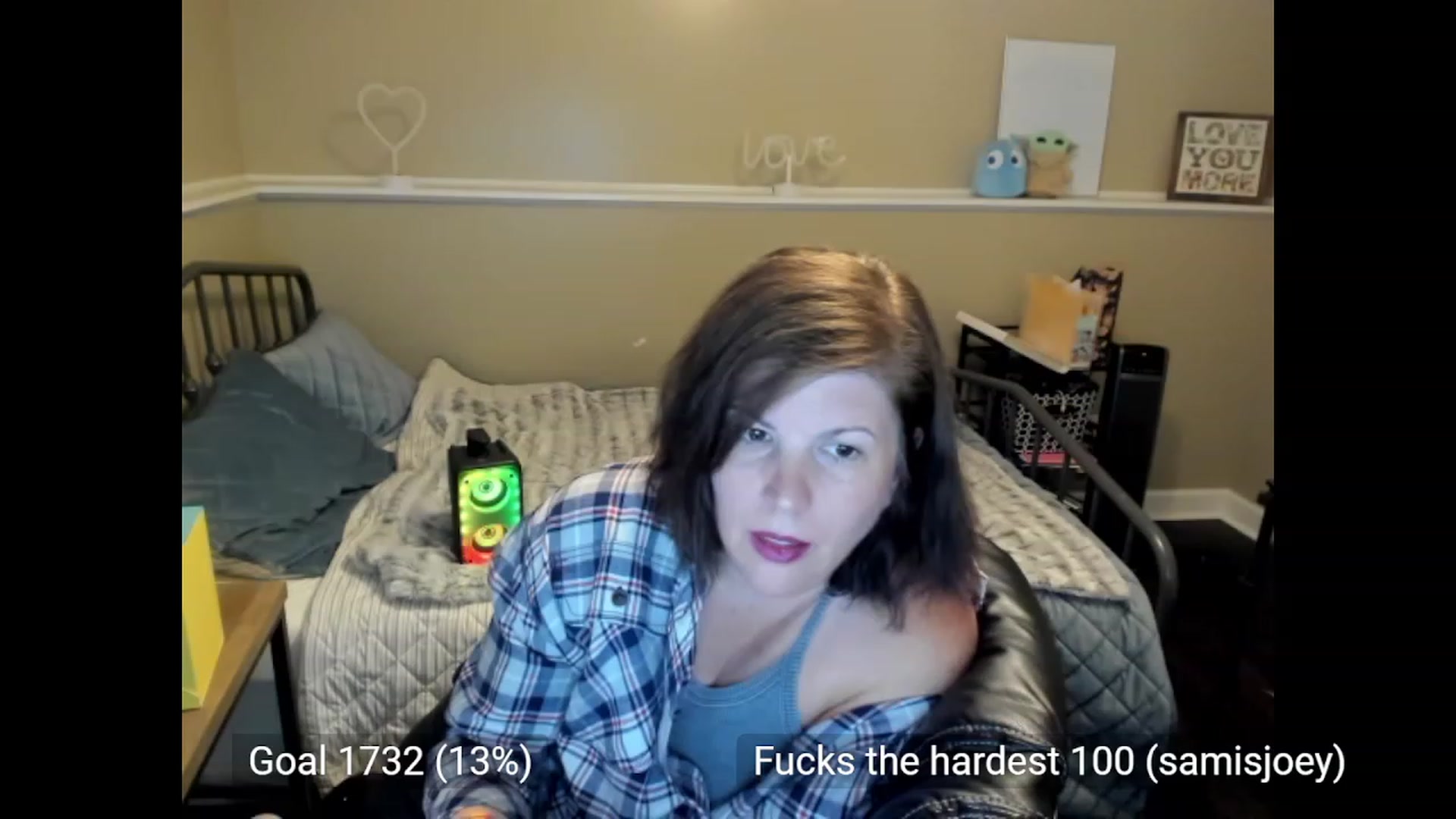 Gallery image thumbnail from Samtastic_'s myfreecams stream on, 08/07/2023, 23:02 image 16 of 20
