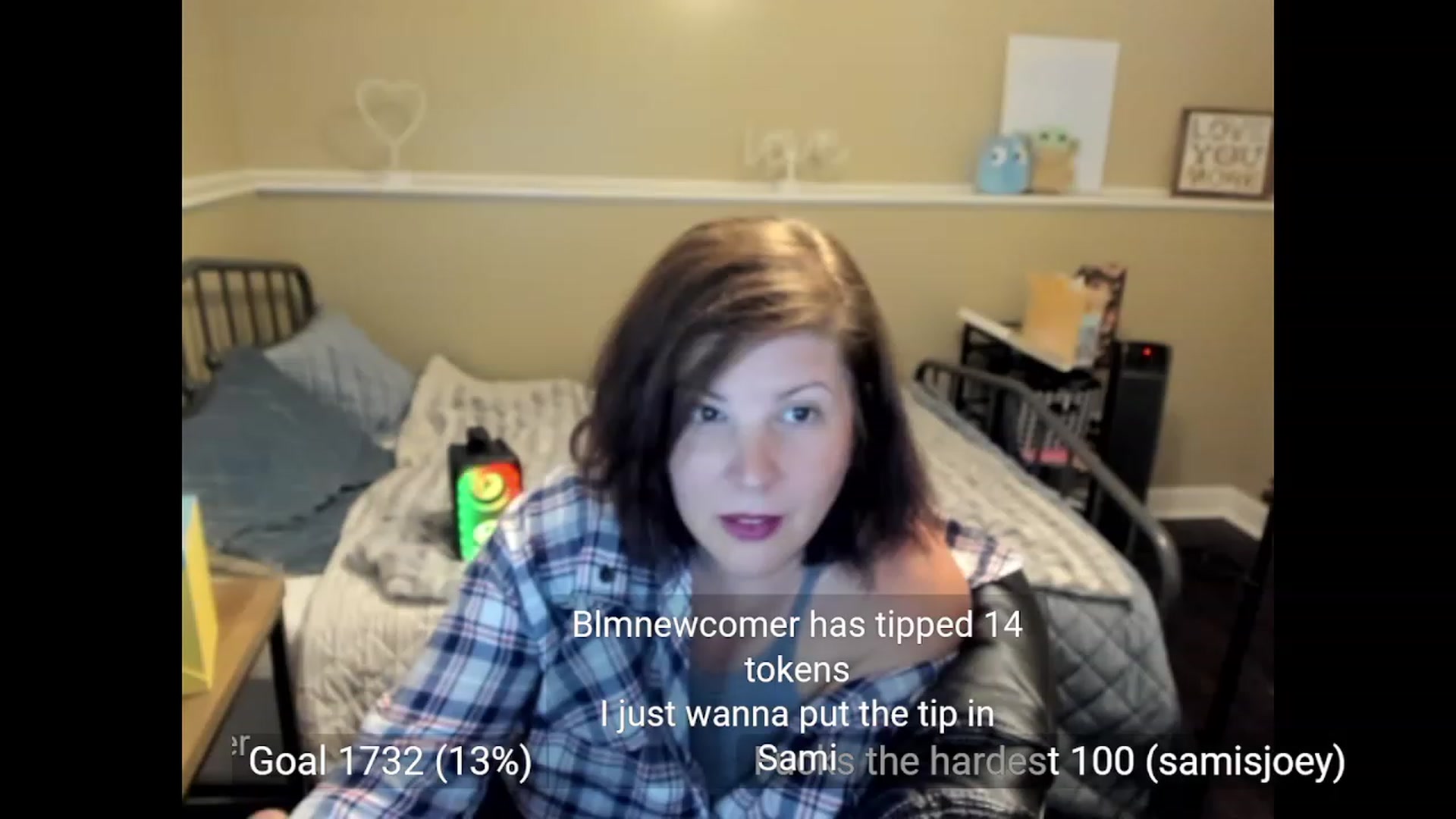 Gallery image thumbnail from Samtastic_'s myfreecams stream on, 08/07/2023, 23:02 image 14 of 20