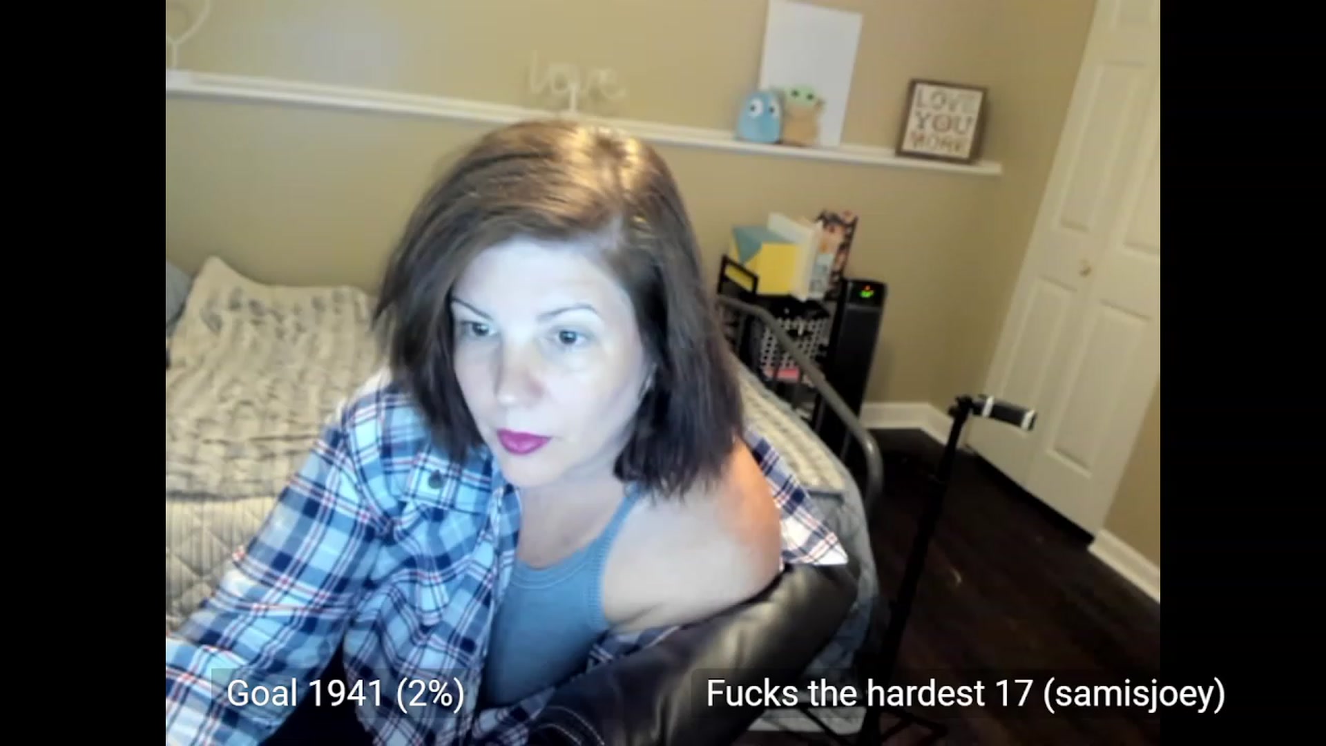 Gallery image thumbnail from Samtastic_'s myfreecams stream on, 08/07/2023, 23:02 image 1 of 20