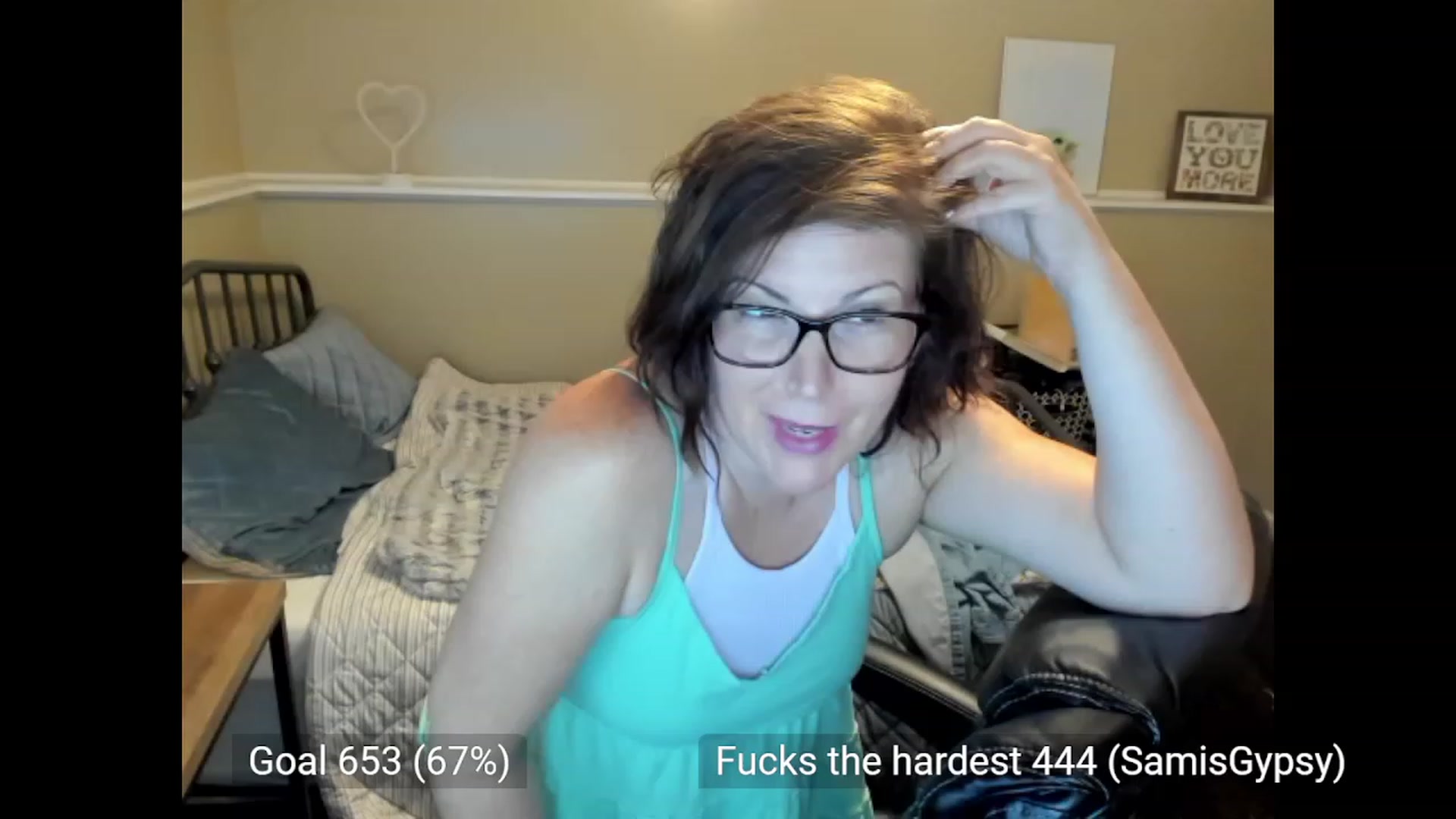 Gallery image thumbnail from Samtastic_'s myfreecams stream on, 08/08/2023, 23:45 image 9 of 20