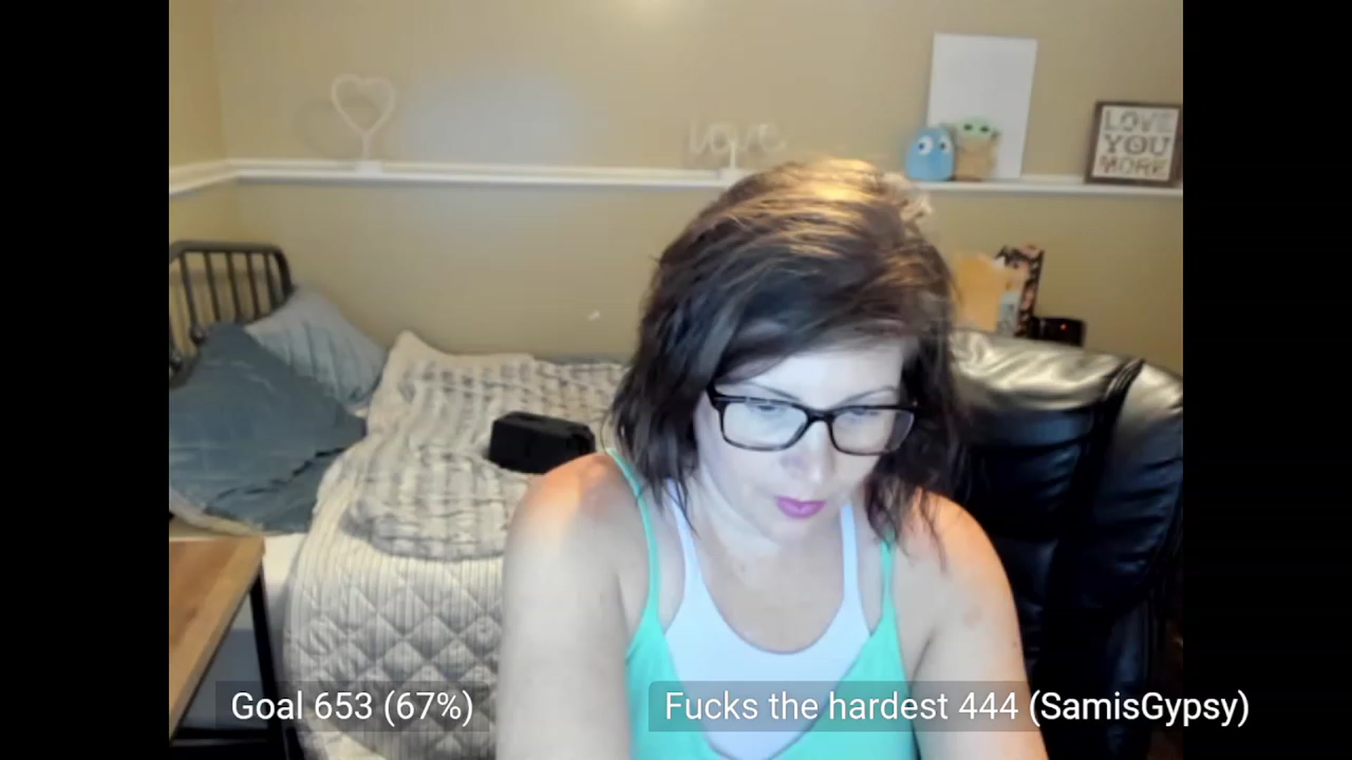 Gallery image thumbnail from Samtastic_'s myfreecams stream on, 08/08/2023, 23:45 image 14 of 20