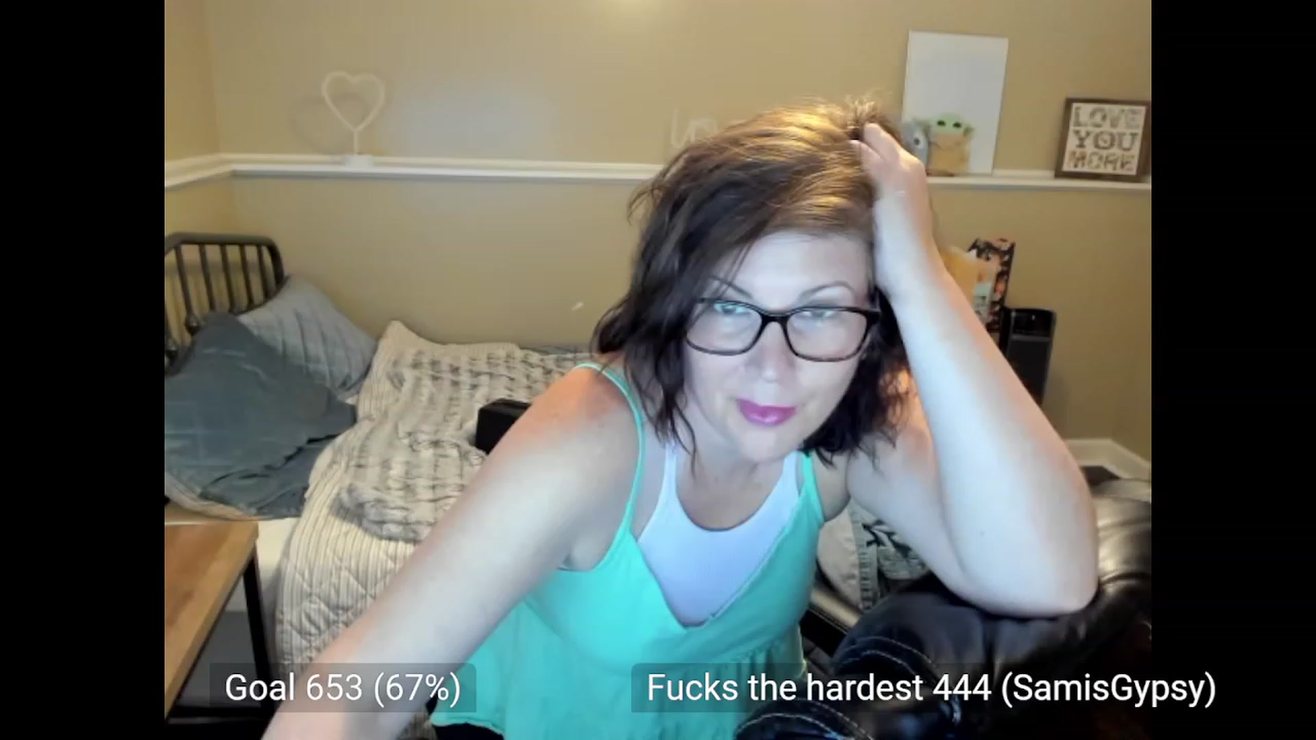 Gallery image thumbnail from Samtastic_'s myfreecams stream on, 08/08/2023, 23:45 image 10 of 20