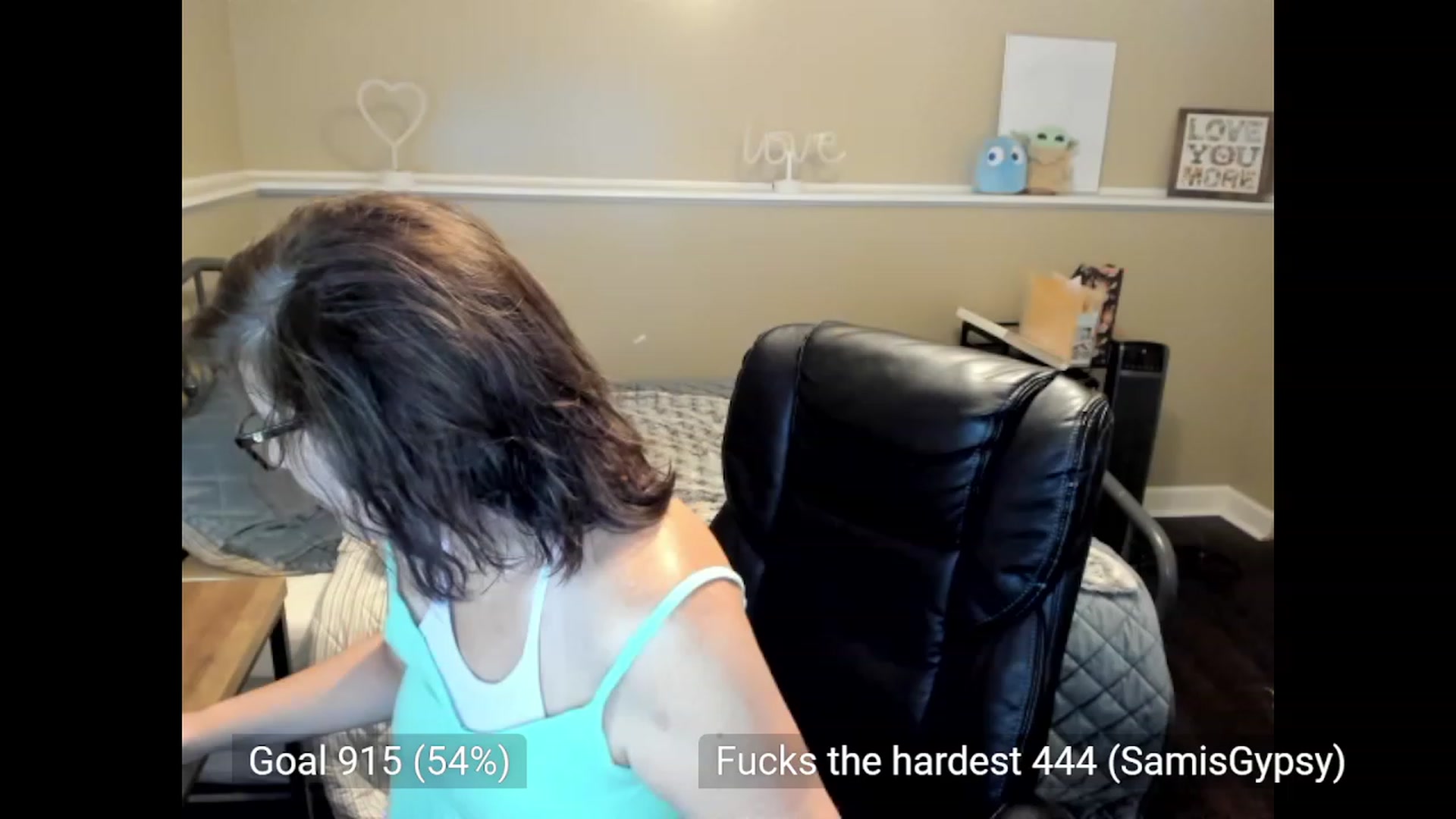 Gallery image thumbnail from Samtastic_'s myfreecams stream on, 08/08/2023, 23:45 image 3 of 20