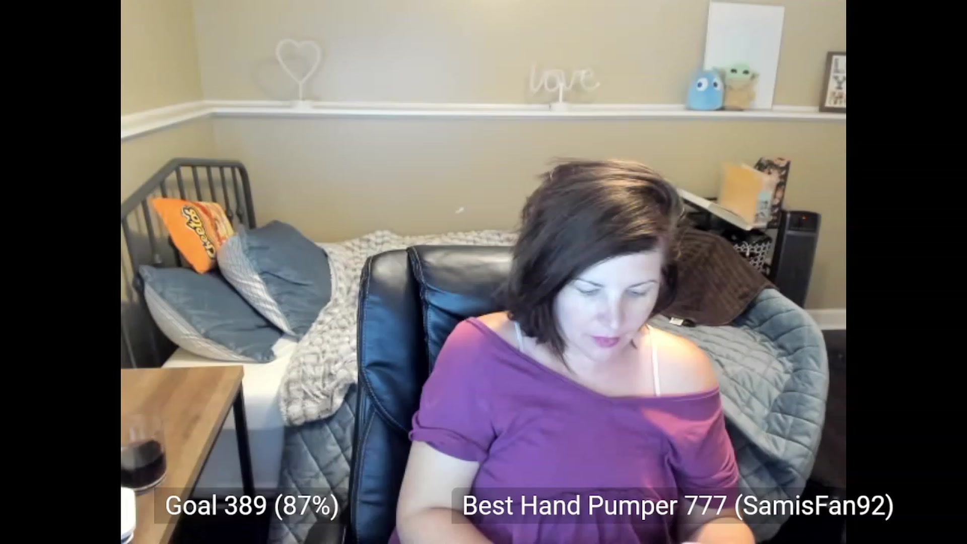 Gallery image thumbnail from Samtastic_'s myfreecams stream on, 09/06/2023, 23:42 image 5 of 20