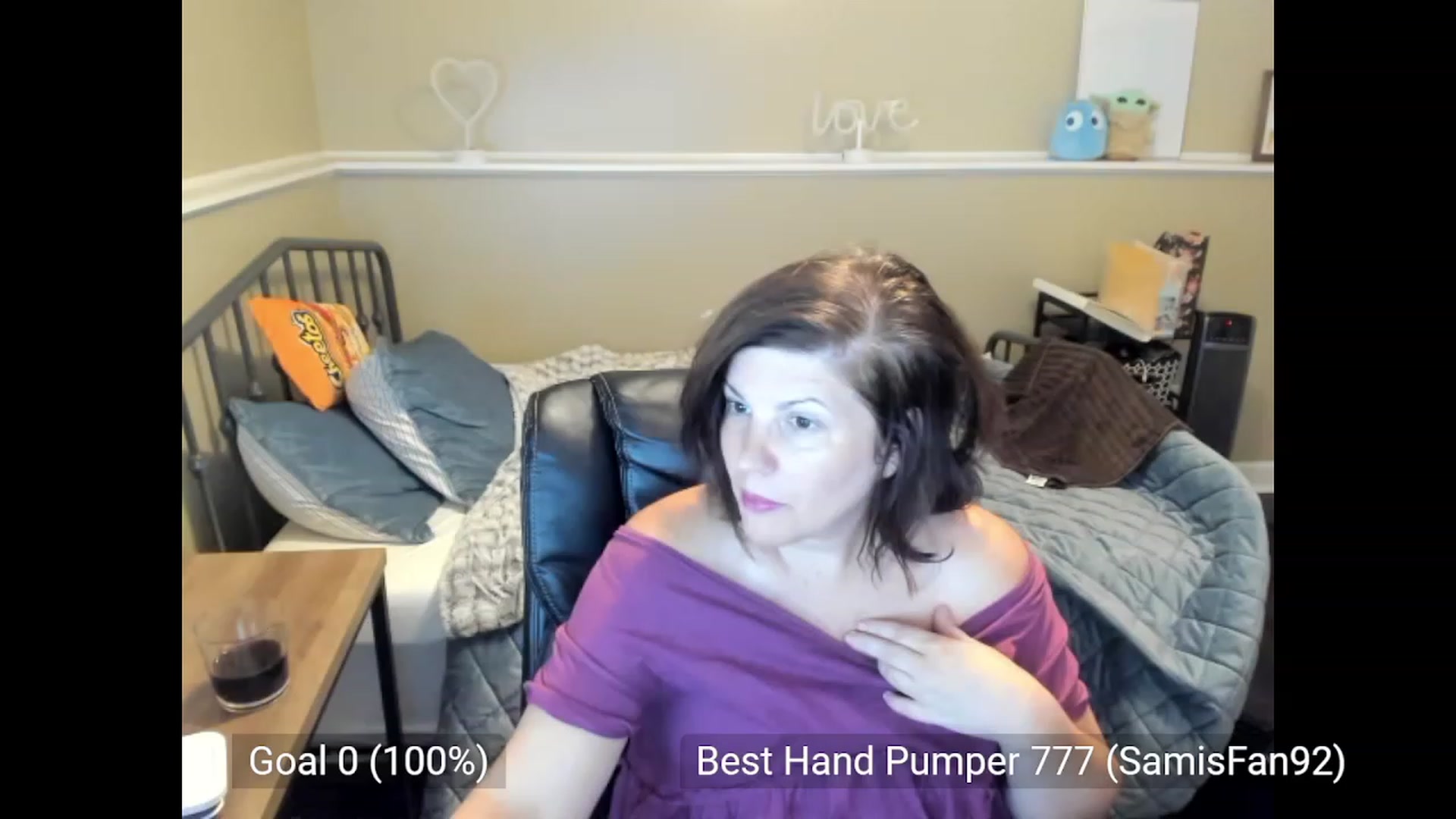 Gallery image thumbnail from Samtastic_'s myfreecams stream on, 09/06/2023, 23:42 image 15 of 20