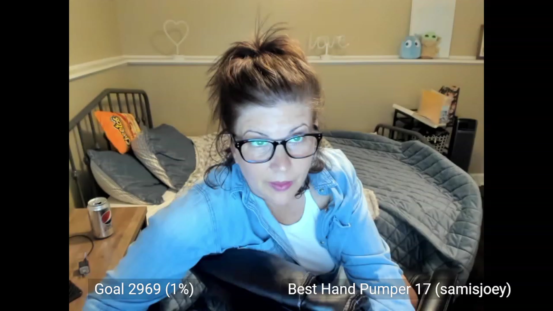 Gallery image thumbnail from Samtastic_'s myfreecams stream on, 09/07/2023, 22:33 image 8 of 20