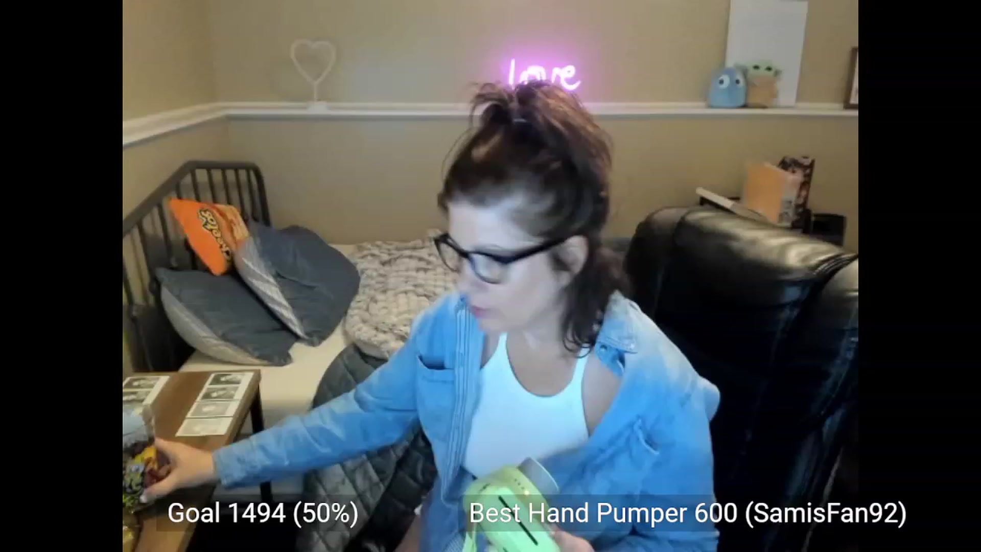 Gallery image thumbnail from Samtastic_'s myfreecams stream on, 09/08/2023, 24:11 image 18 of 20