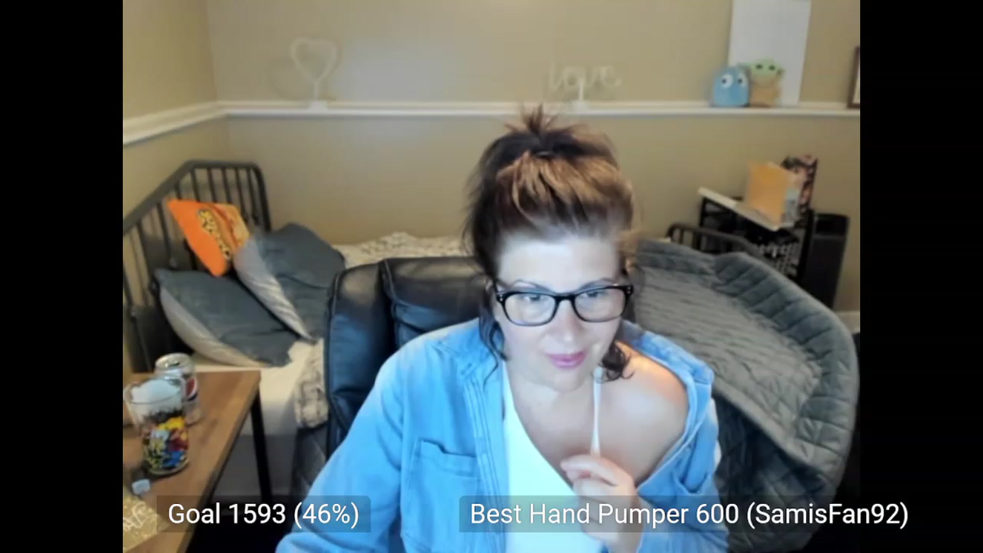 Gallery image thumbnail from Samtastic_'s myfreecams stream on, 09/08/2023, 24:11 image 4 of 20
