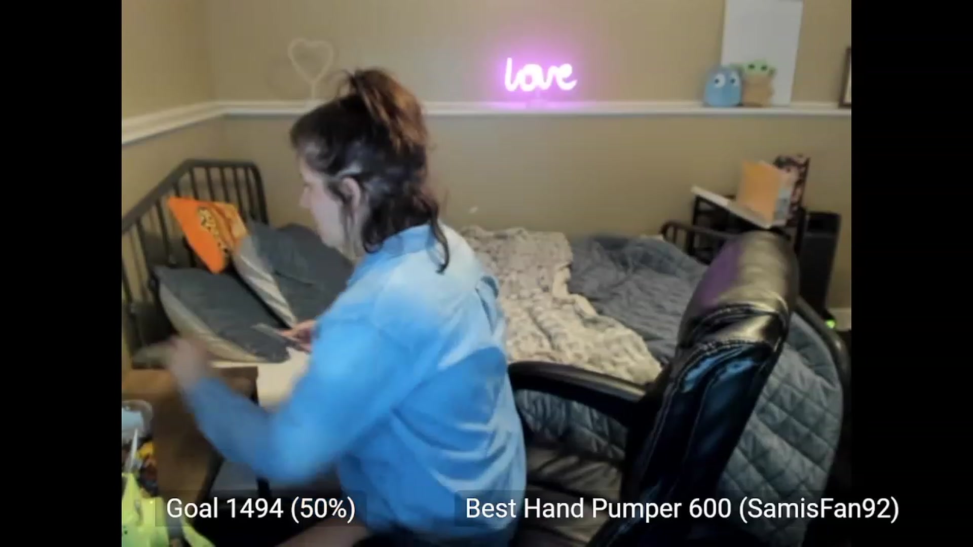 Gallery image thumbnail from Samtastic_'s myfreecams stream on, 09/08/2023, 24:11 image 19 of 20