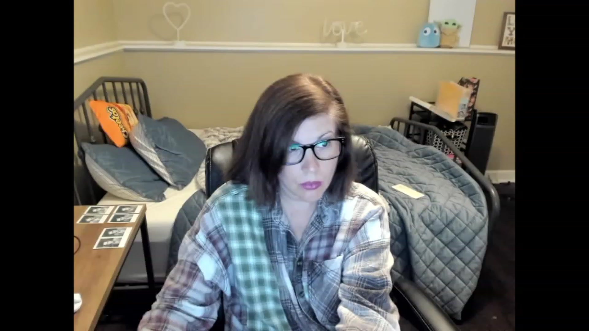 Gallery image thumbnail from Samtastic_'s myfreecams stream on, 09/09/2023, 24:00 image 1 of 20