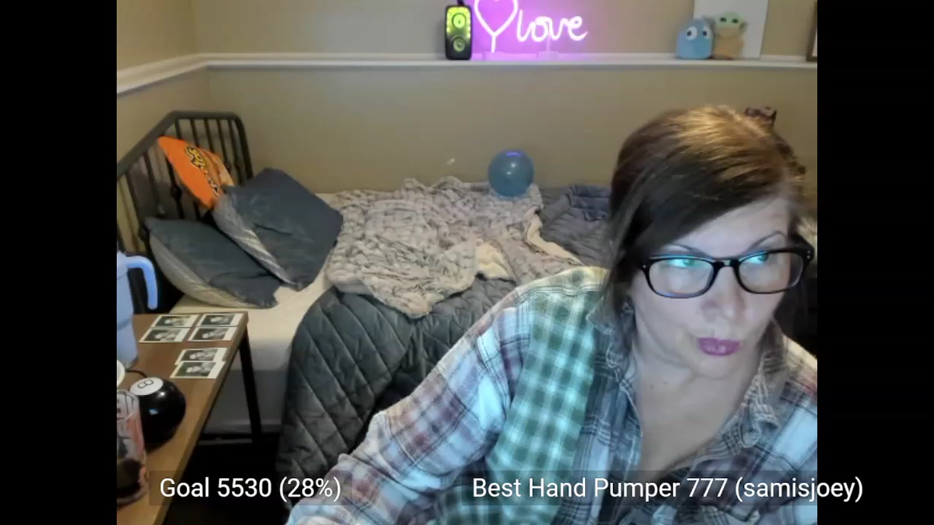 Gallery image thumbnail from Samtastic_'s myfreecams stream on, 09/09/2023, 24:00 image 14 of 20