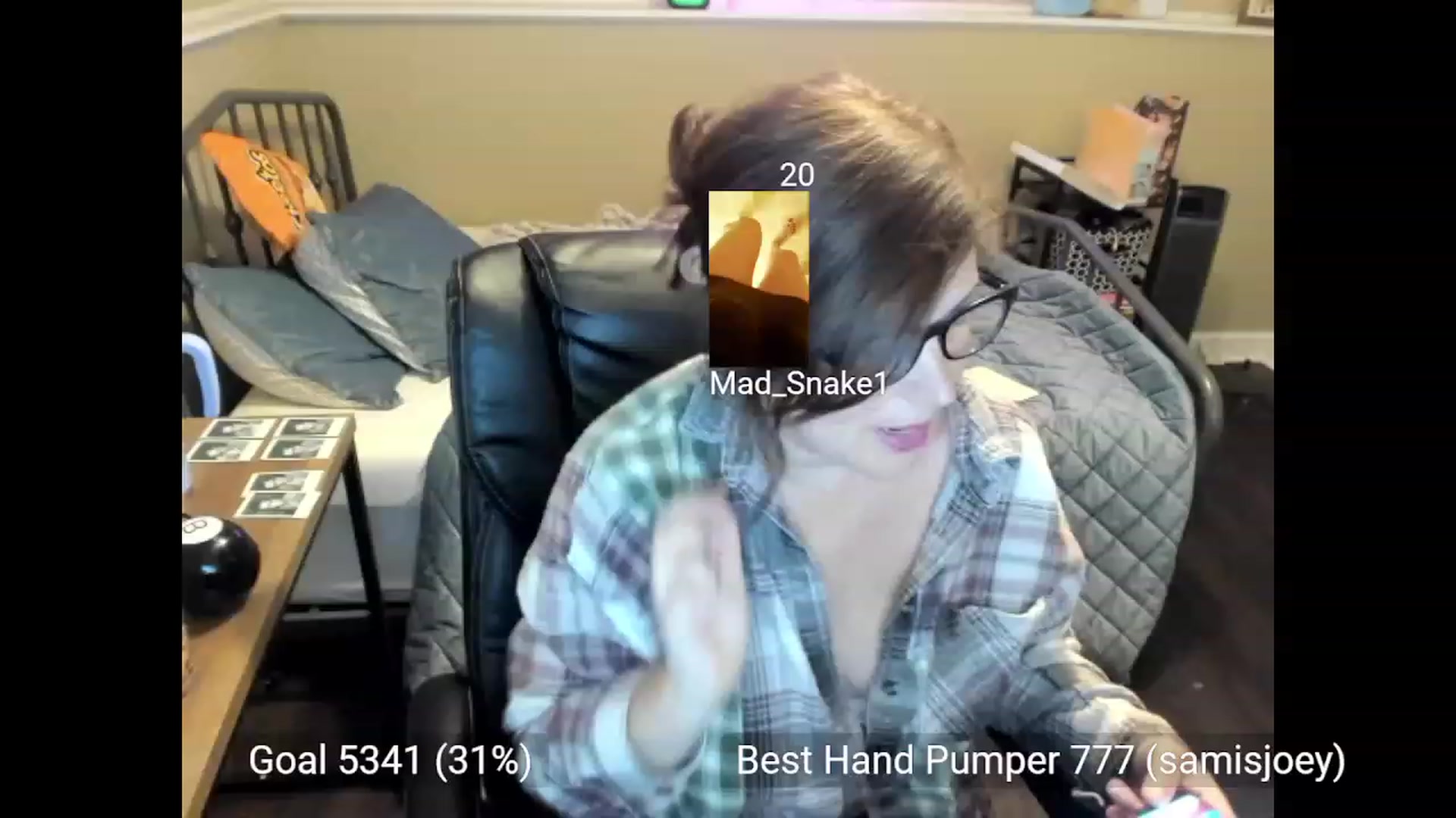Gallery image thumbnail from Samtastic_'s myfreecams stream on, 09/09/2023, 24:00 image 16 of 20