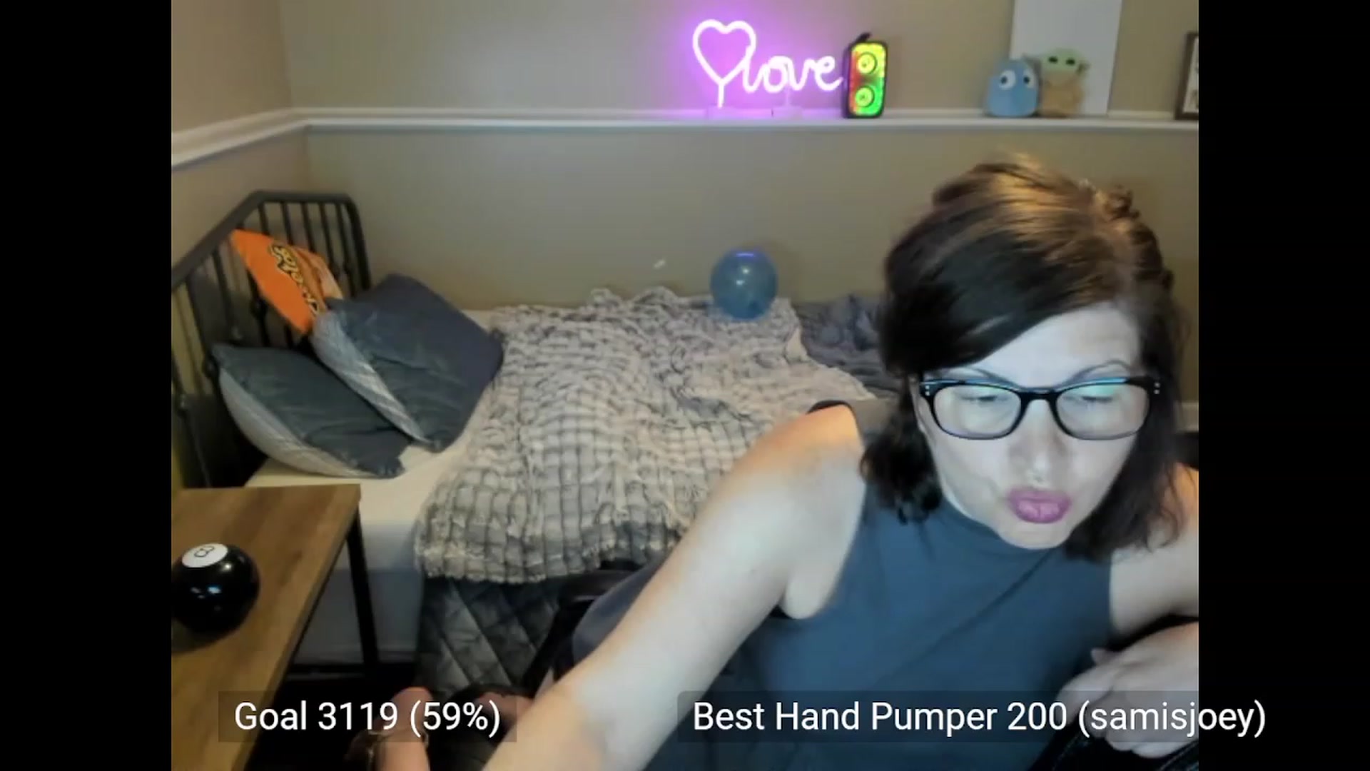 Gallery image thumbnail from Samtastic_'s myfreecams stream on, 09/11/2023, 23:28 image 17 of 20