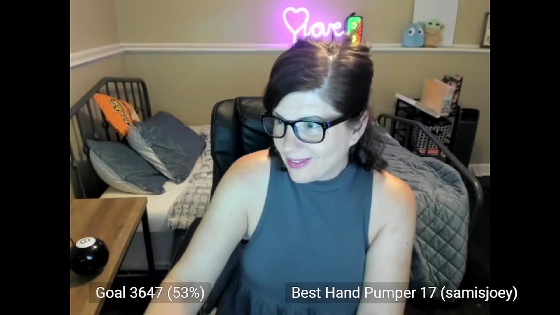 Gallery image thumbnail from Samtastic_'s myfreecams stream on, 09/11/2023, 23:28 image 6 of 20