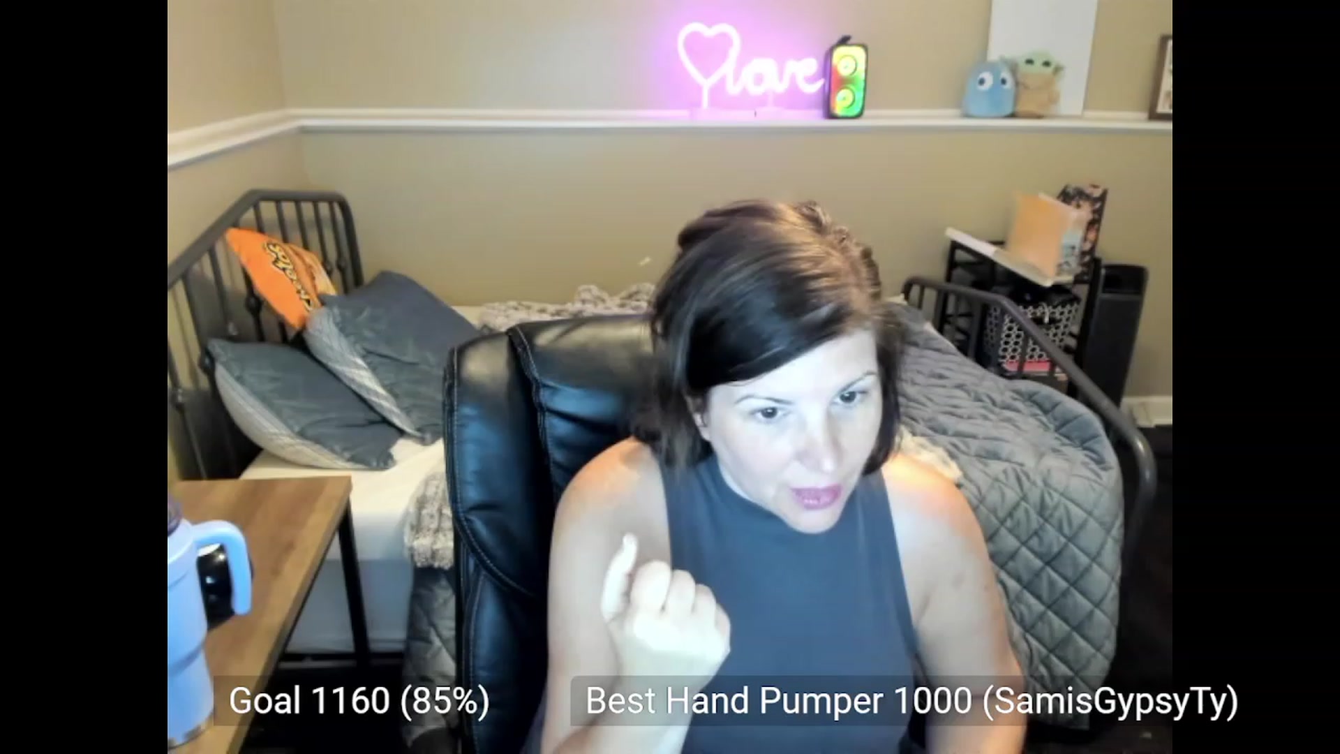 Gallery image thumbnail from Samtastic_'s myfreecams stream on, 09/12/2023, 01:20 image 17 of 20