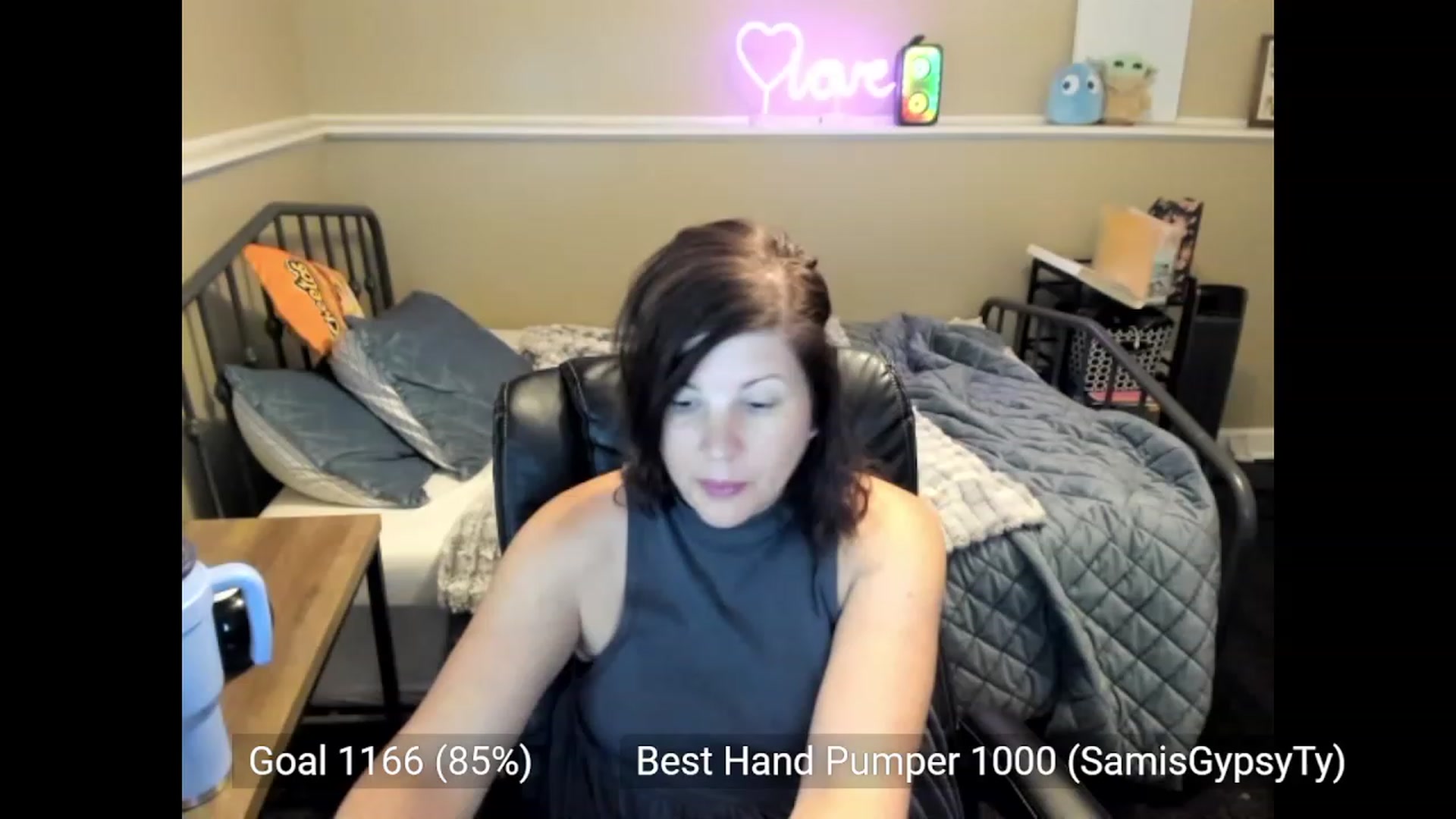 Gallery image thumbnail from Samtastic_'s myfreecams stream on, 09/12/2023, 01:20 image 12 of 20