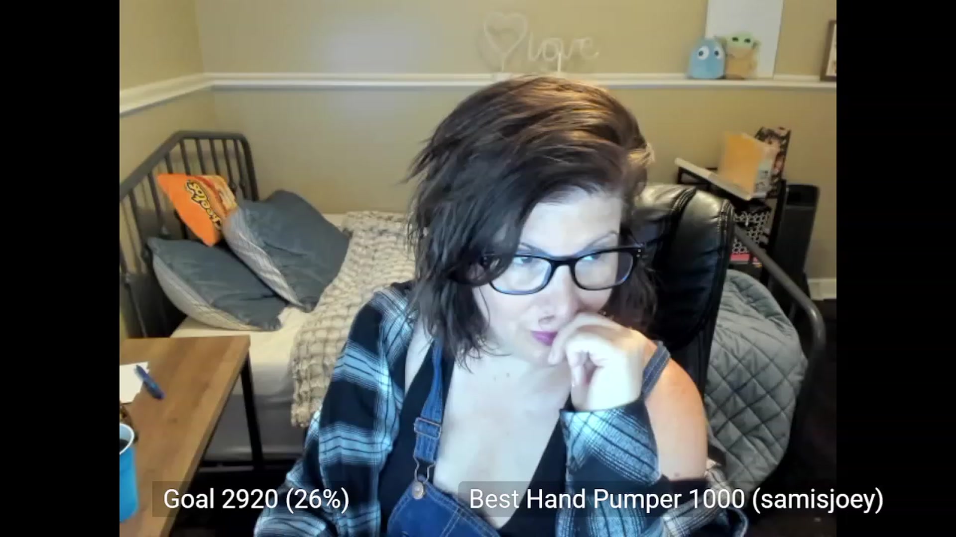 Gallery image thumbnail from Samtastic_'s myfreecams stream on, 09/12/2023, 21:54 image 20 of 20