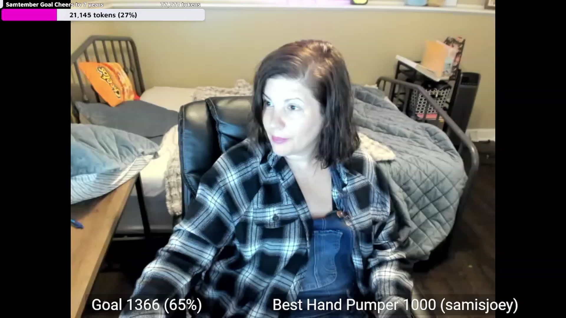 Gallery image thumbnail from Samtastic_'s myfreecams stream on, 09/13/2023, 24:02 image 18 of 20
