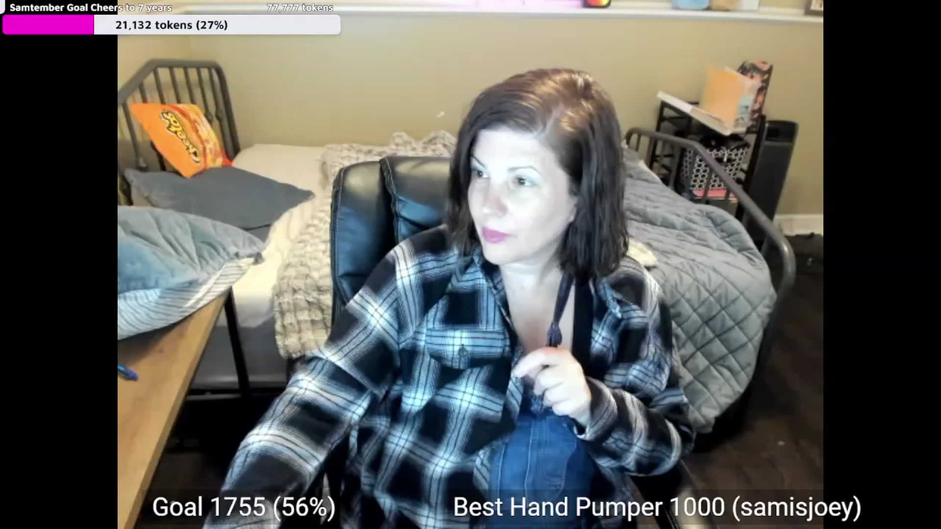 Gallery image thumbnail from Samtastic_'s myfreecams stream on, 09/13/2023, 24:02 image 15 of 20