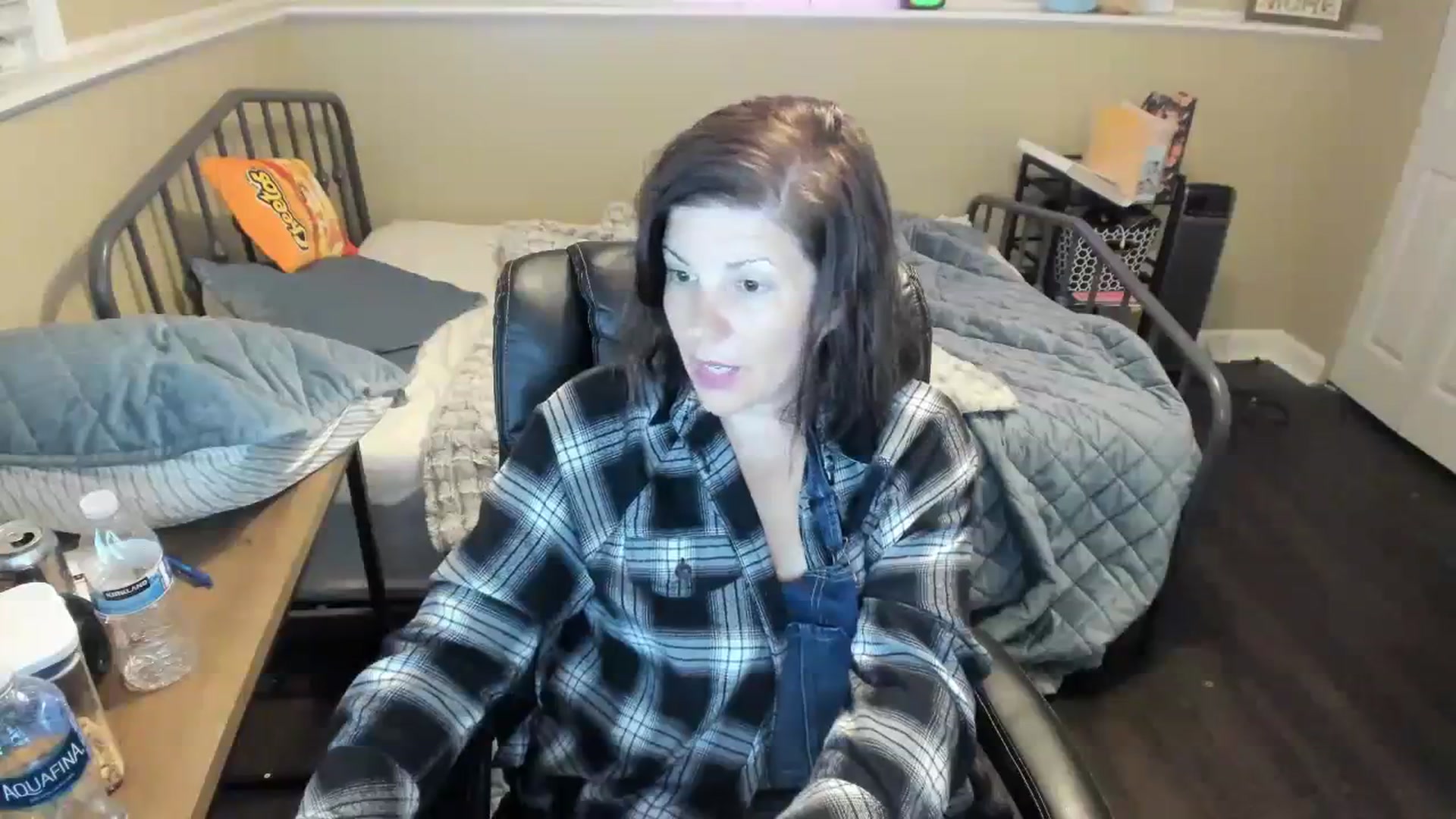 Gallery image thumbnail from Samtastic_'s myfreecams stream on, 09/13/2023, 24:20 image 11 of 20